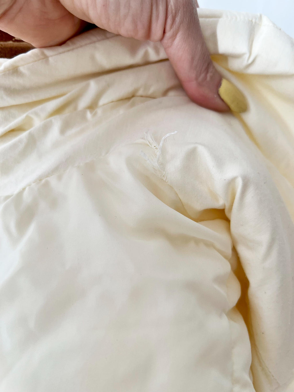 vintage 1980s white puffer vest aspen small medium