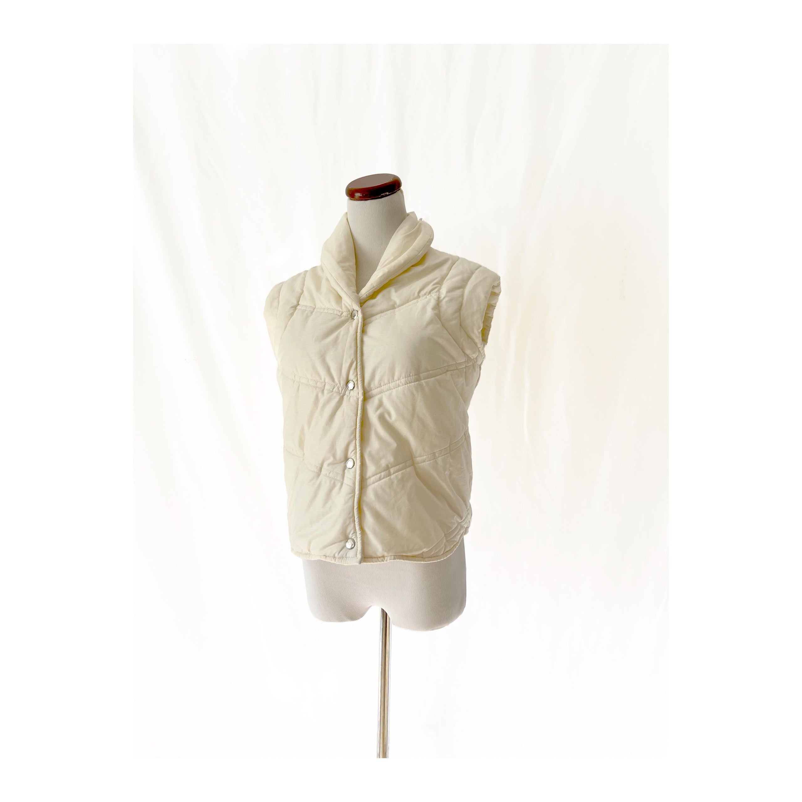 vintage 1980s white puffer vest aspen small medium