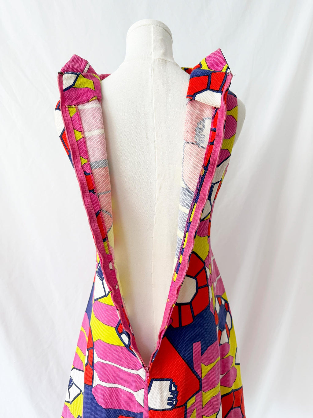 Vntg 60s Colorful Flower Petal Shift Dress Mod Retro Dress Small