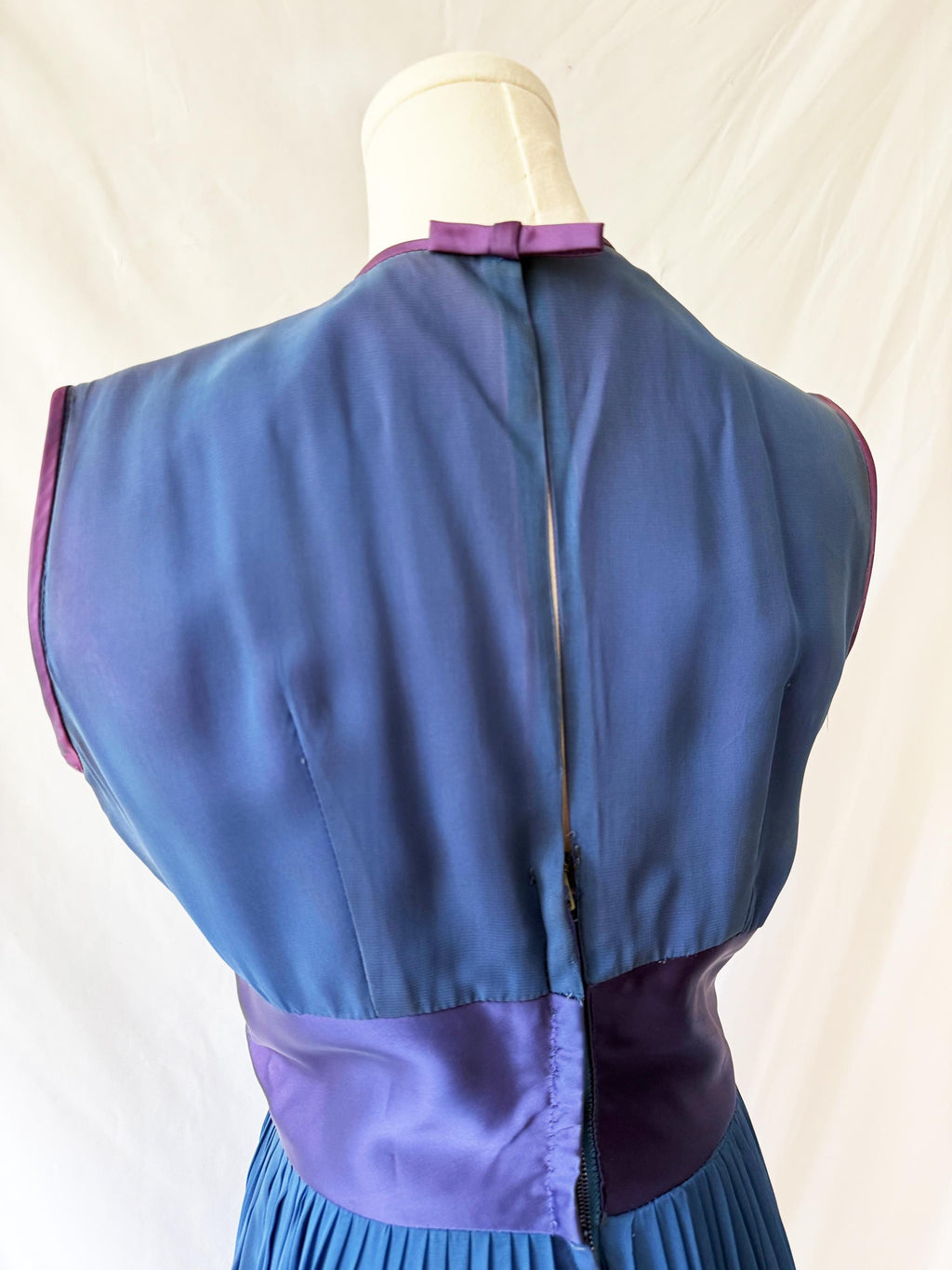 1950’s Vintage Pleated Silk Dress