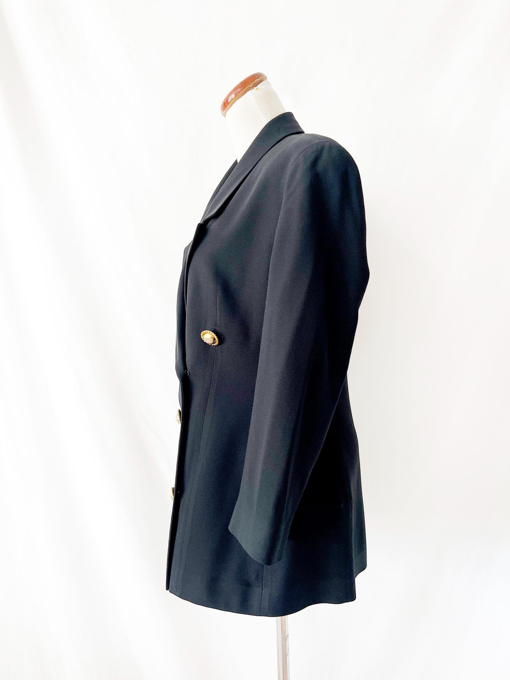 anne klein 1980s black blazer / preppy country club gold buttons / medium