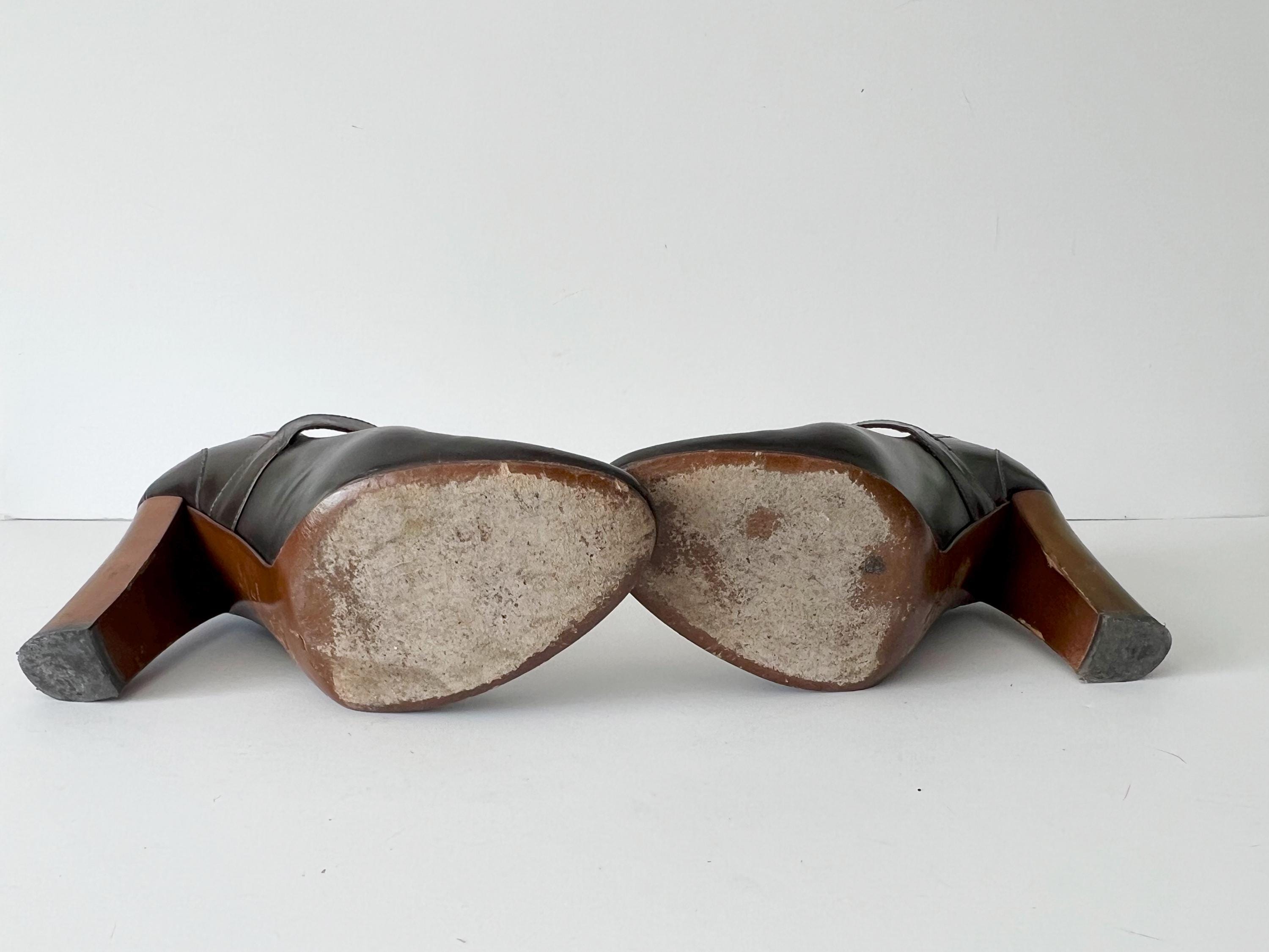 Bettye Muller Women's Round Toe Mary Jane Block Heels Shoe Black Size 6.5