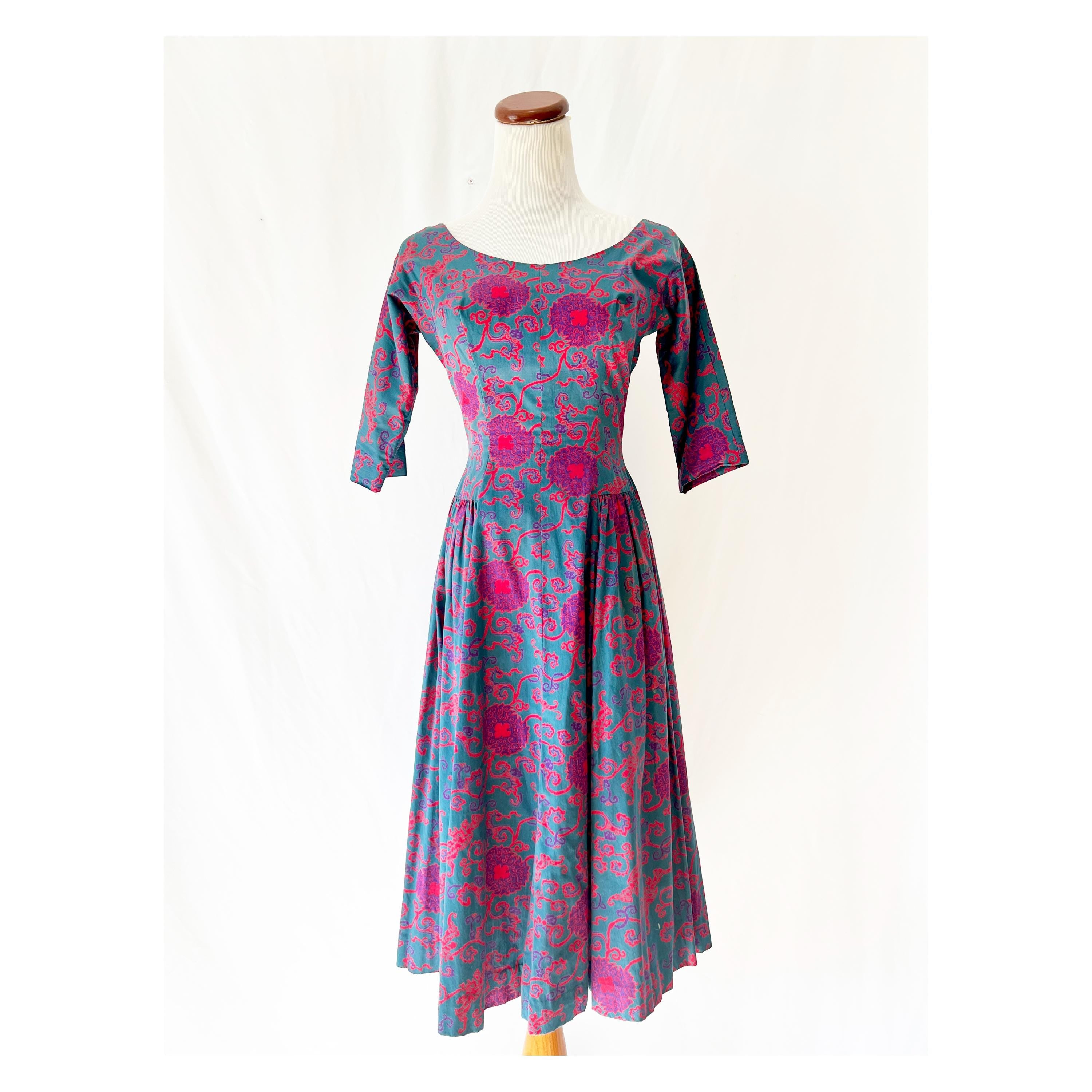 Vintage 1950s Floral Print Dress  Retro Garden Party Tea Dress Size 4