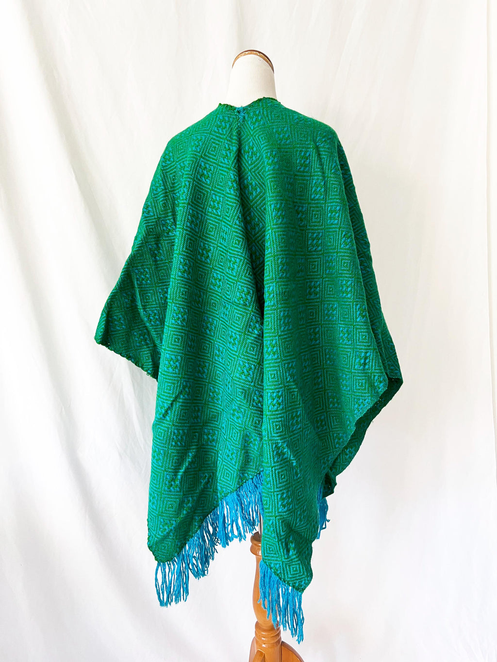 vintage poncho shawl south american woven blue and green abstract pattern