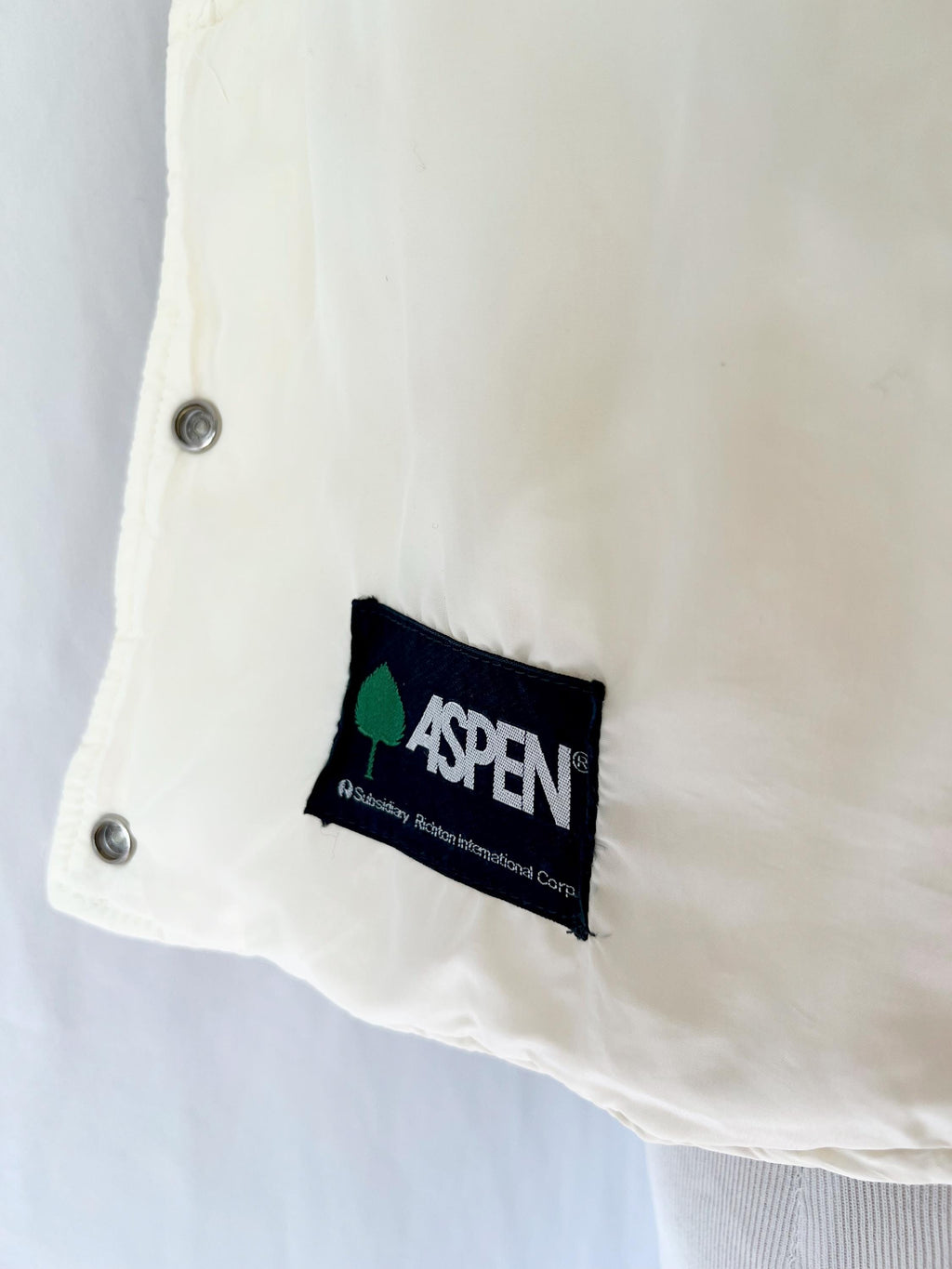 vintage 1980s white puffer vest aspen small medium
