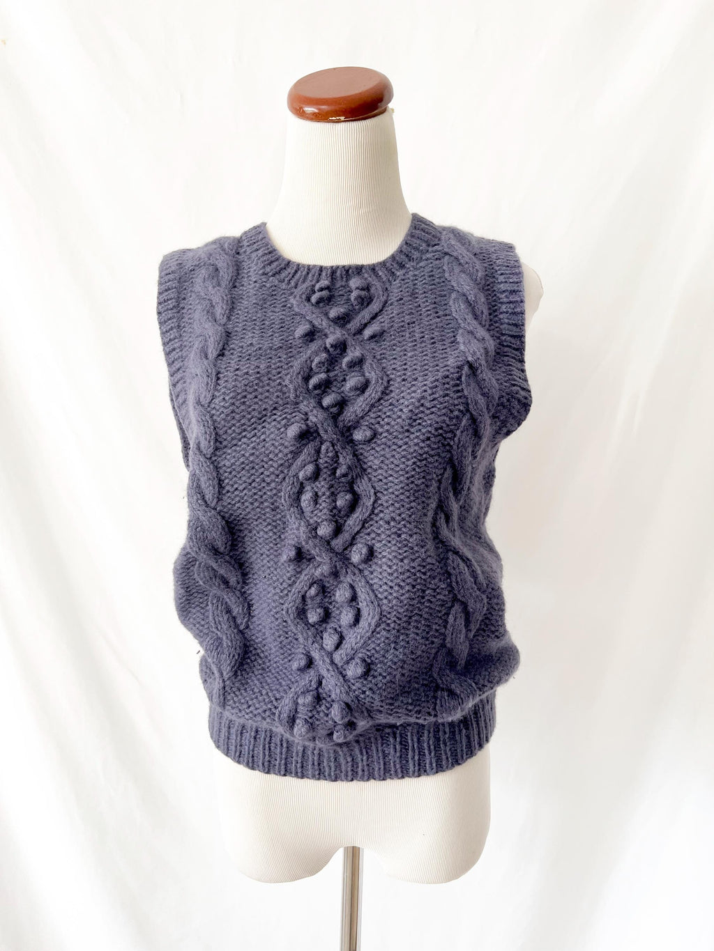 the eagles eye 1980s wool sweater vest / medium