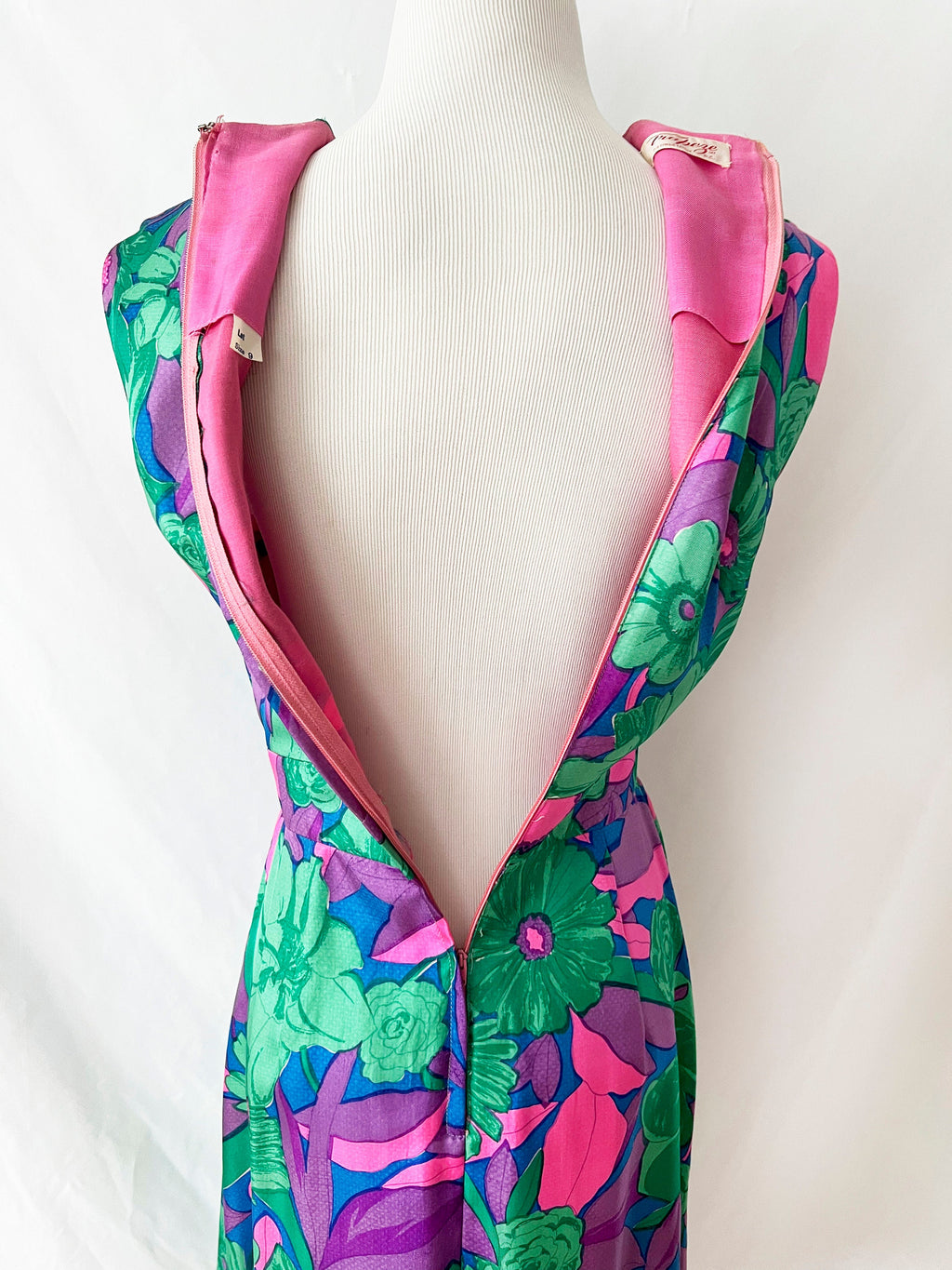 vntg 60s silk dress / floral colorful shift dress/m cinch waist / small