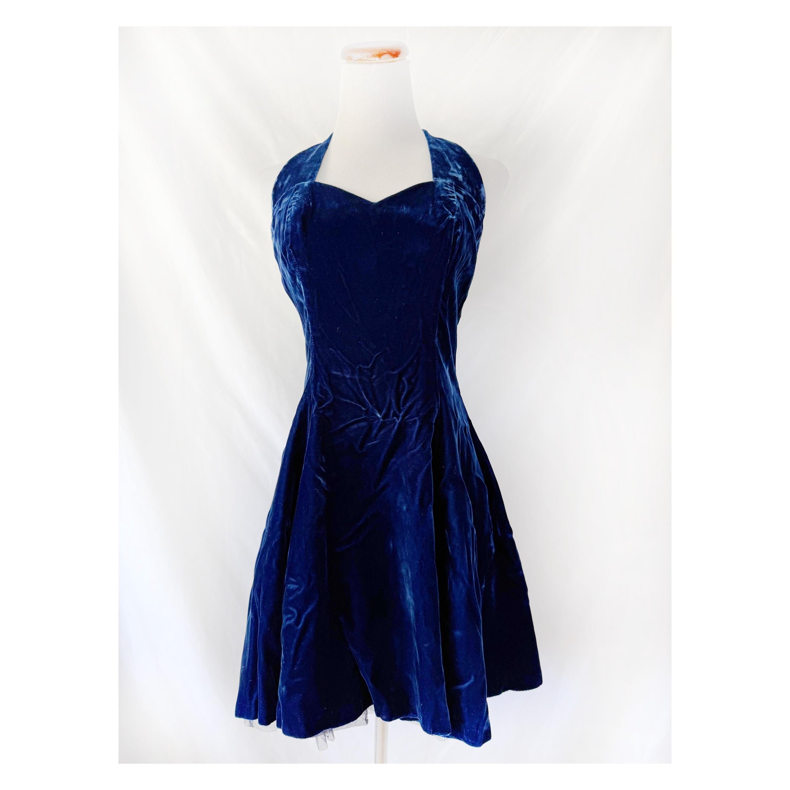 Positively Ellyn | 80s Vintage Crushed Velvet Halter Dress