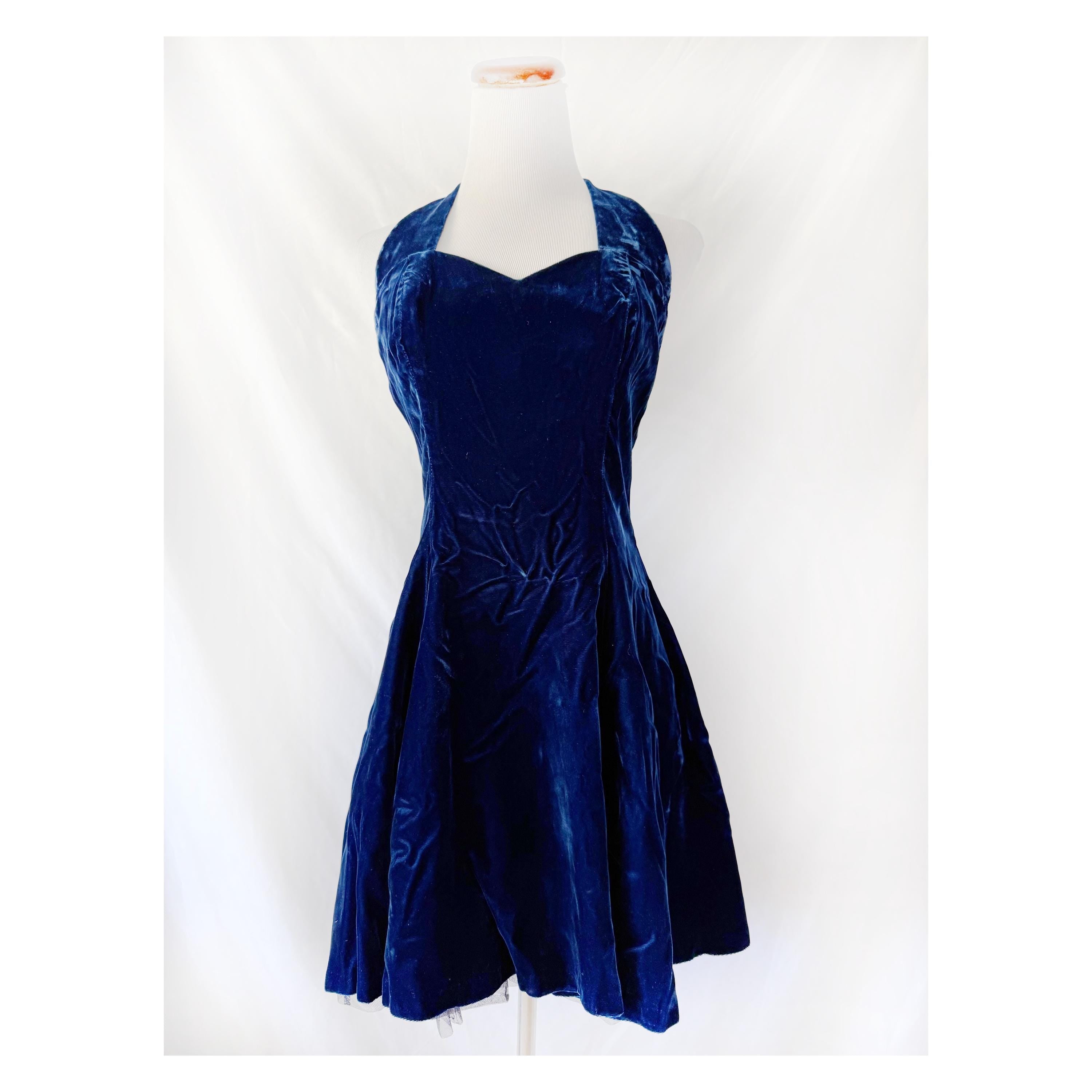 Positively Ellyn | 80s Vintage Crushed Velvet Halter Dress