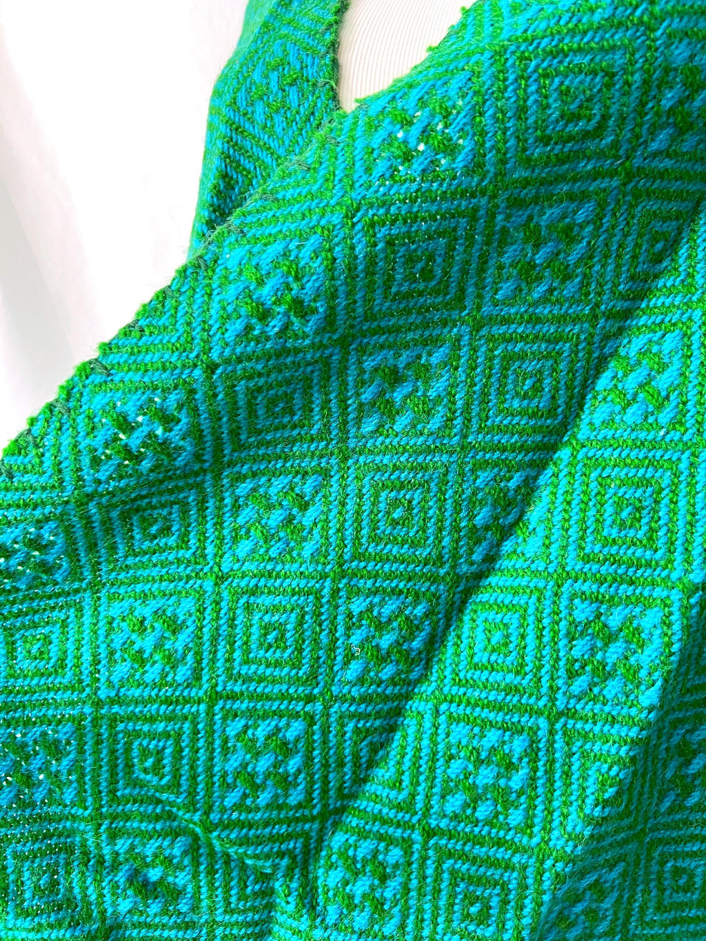 vintage poncho shawl south american woven blue and green abstract pattern