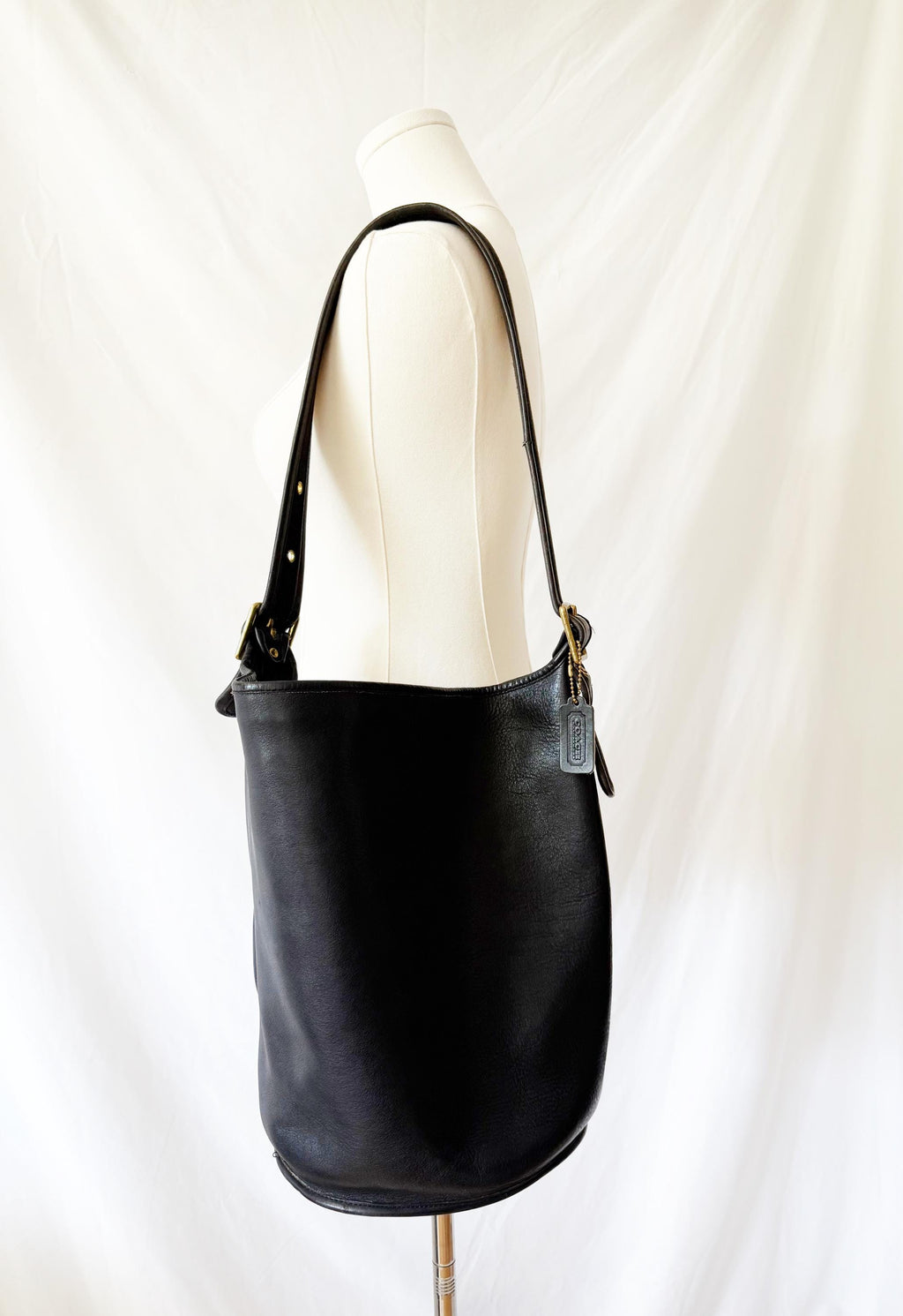 Vintage Coach Black Leather Bucket Bag: Annie Hall Style