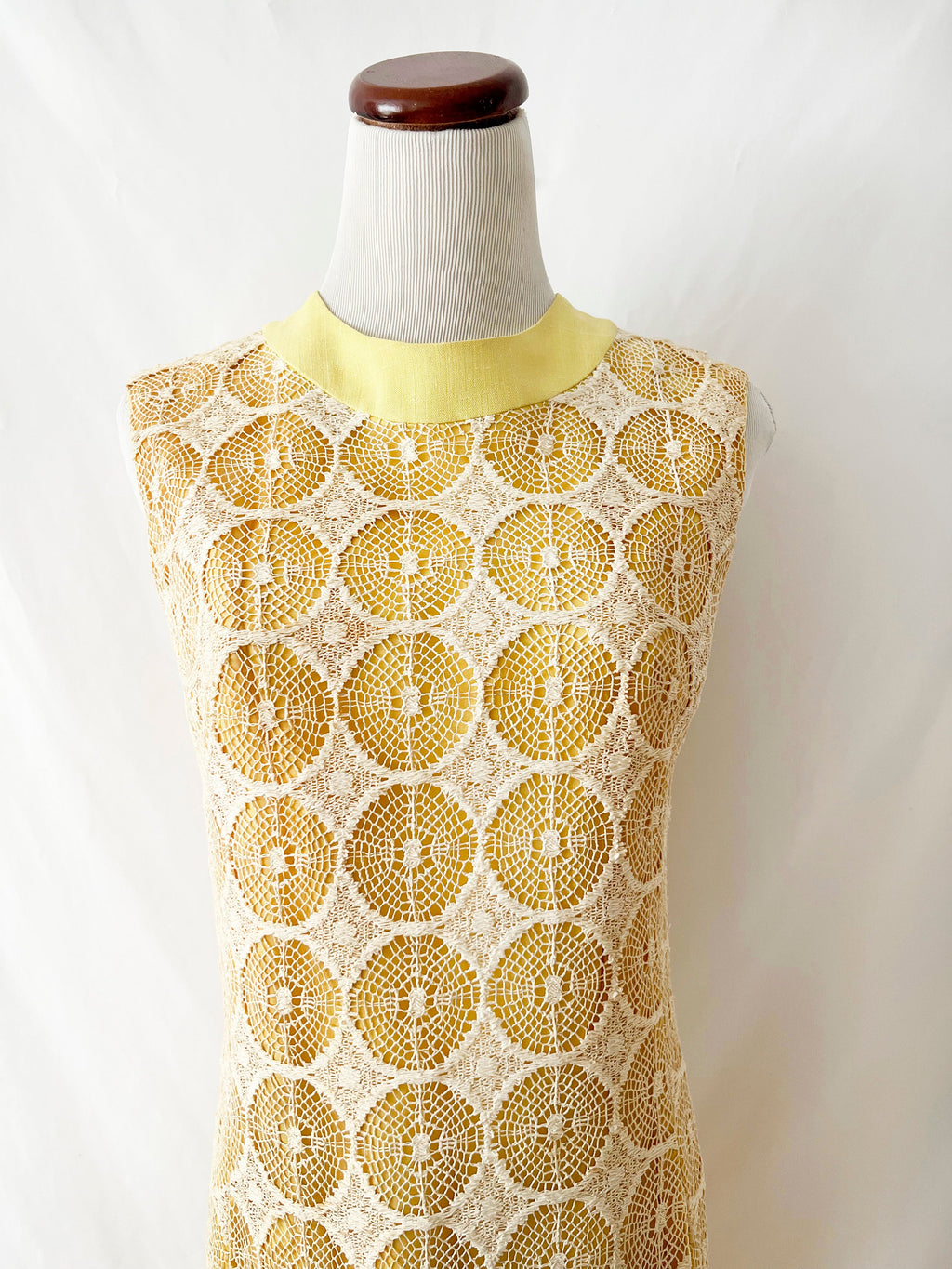 Vintage 1960s Crochet Linen Dress: Mod Yellow Sheath, Pockets, Medium