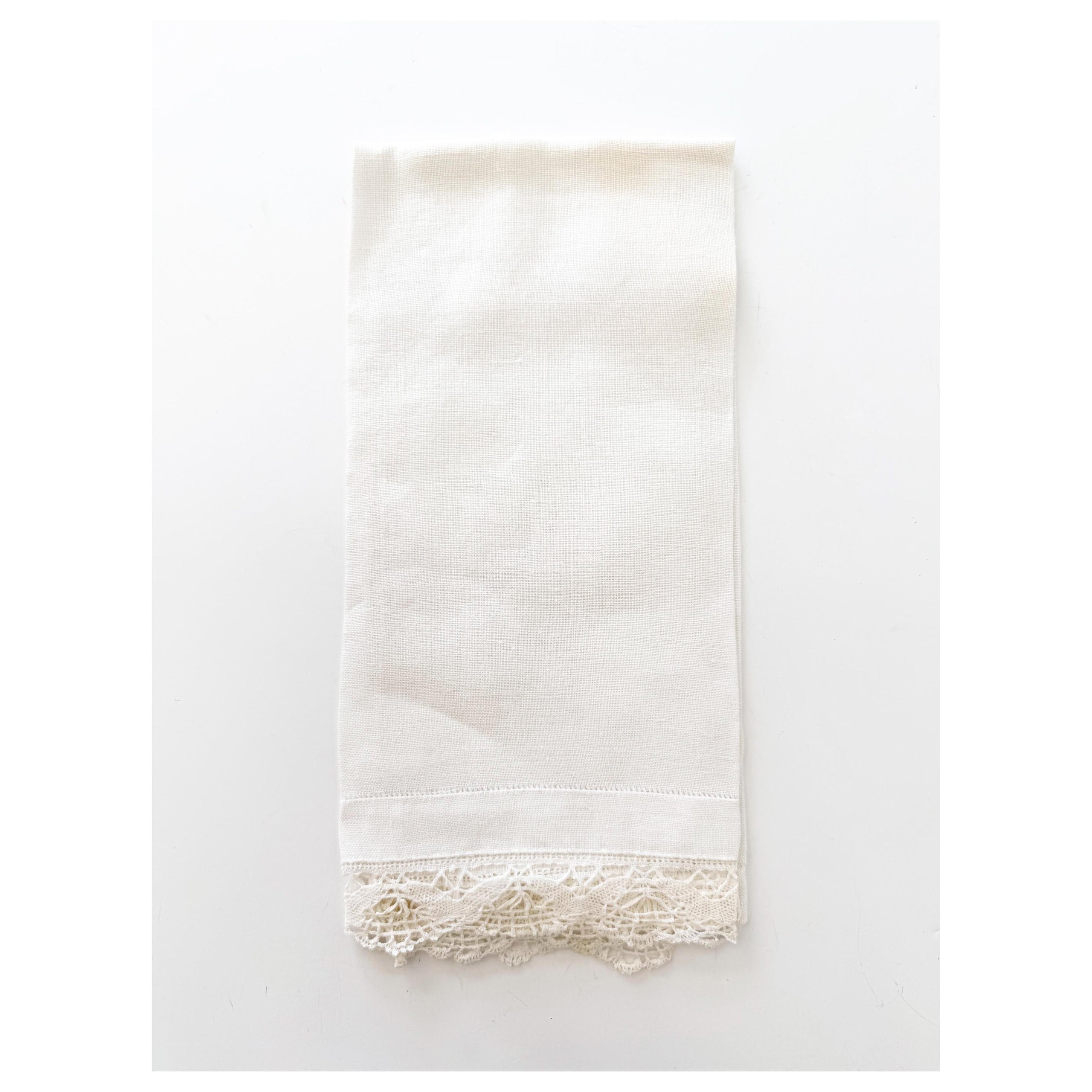 Vintage Linen and Lace Fingertip Towel