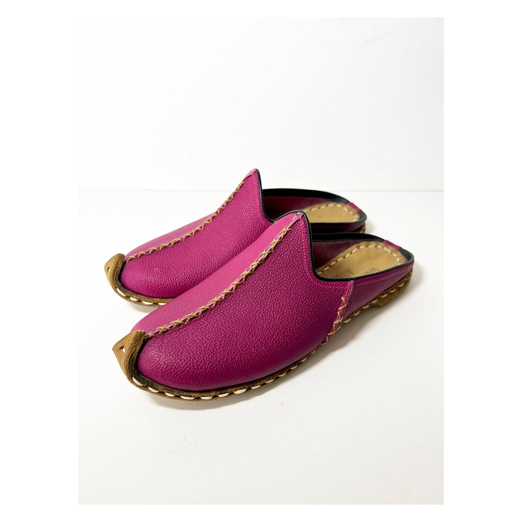 Pink Leather Yemeni Slippers: Handmade Pointy Toe Clogs, Size 7.5