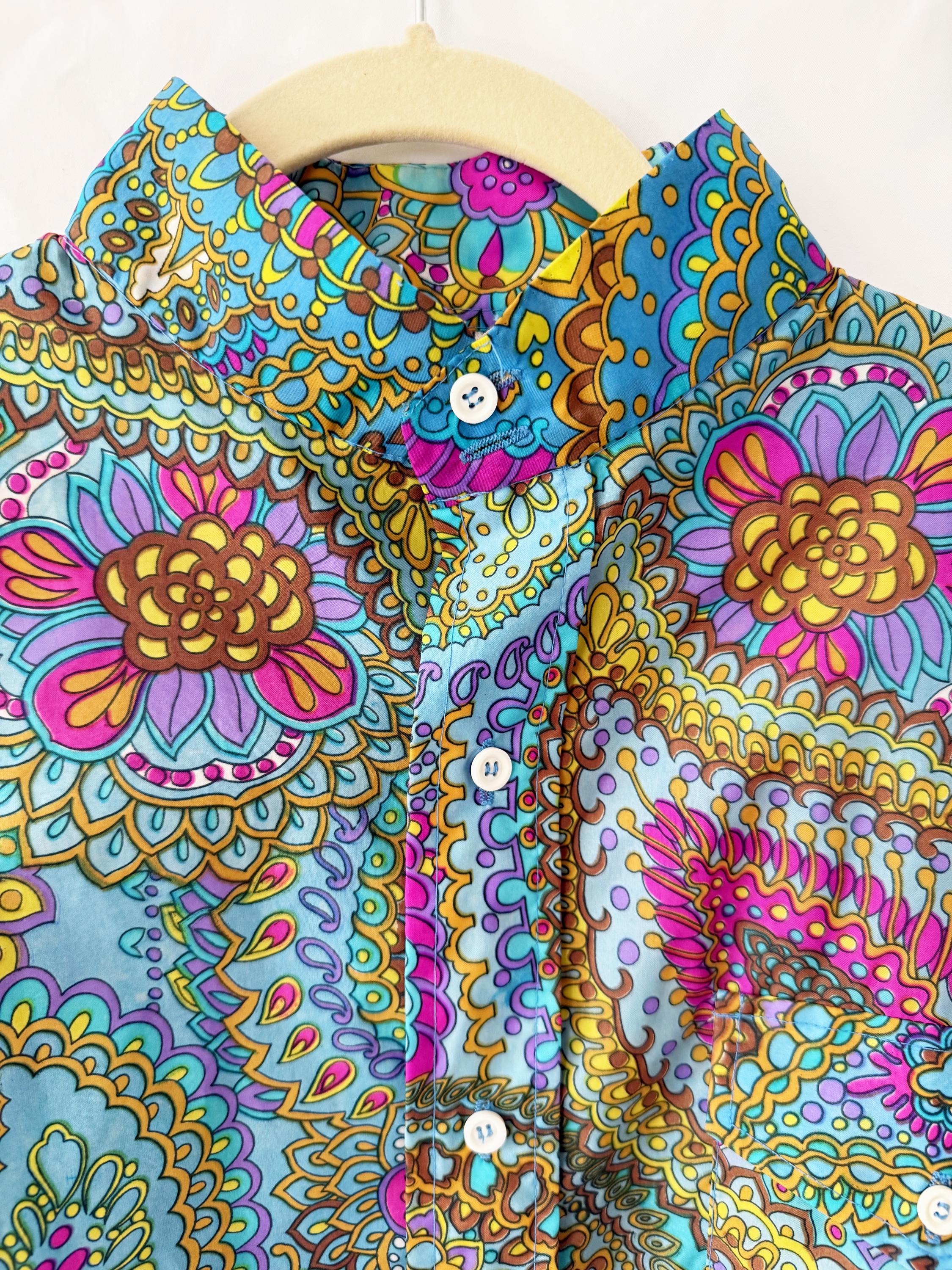 1970s colorful paisley floral button up mens medium