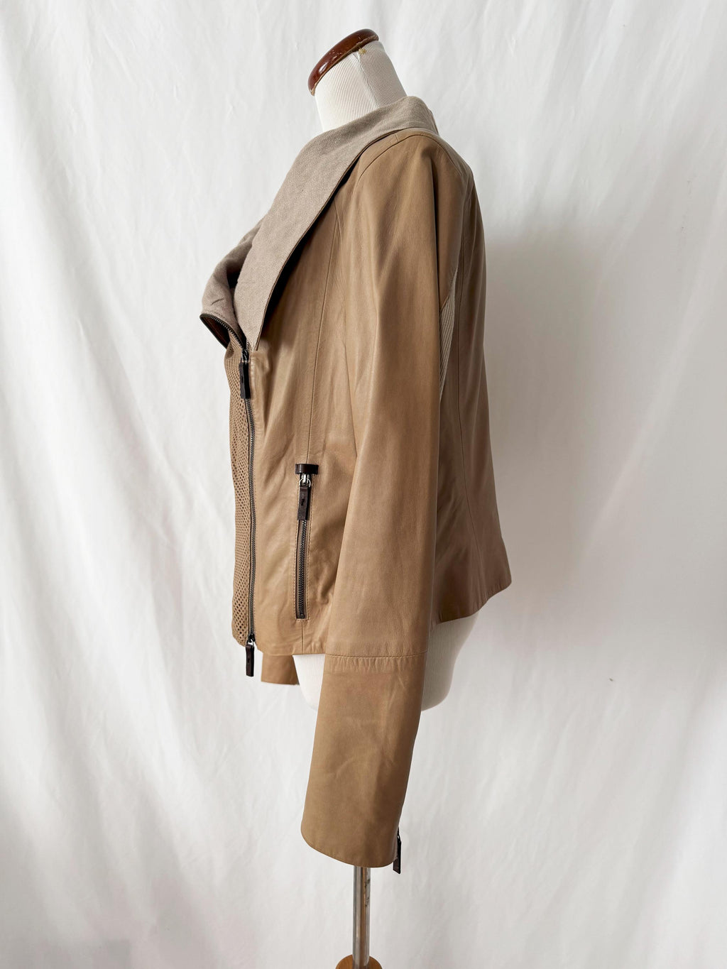Leather Jacket with oversized Linen Collar Large