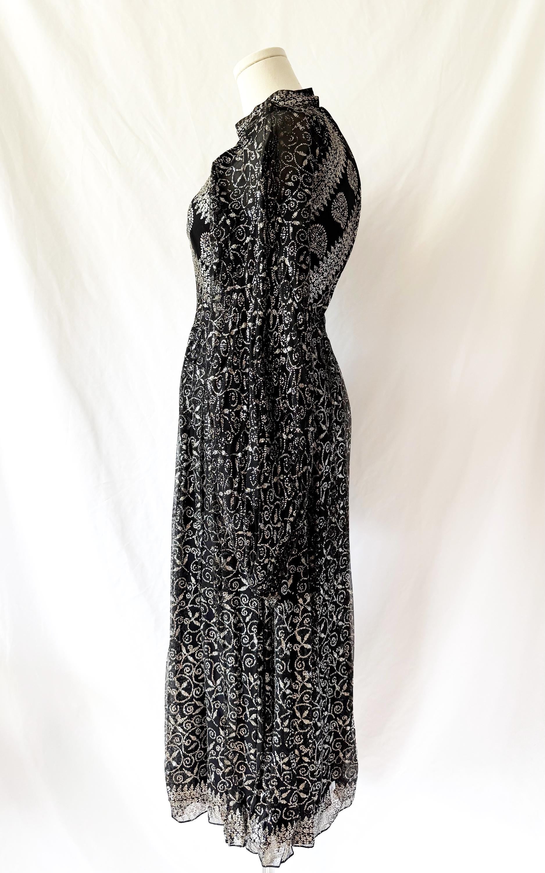 Vintage 1960s Victorian long puff sleeve Midi dress Small