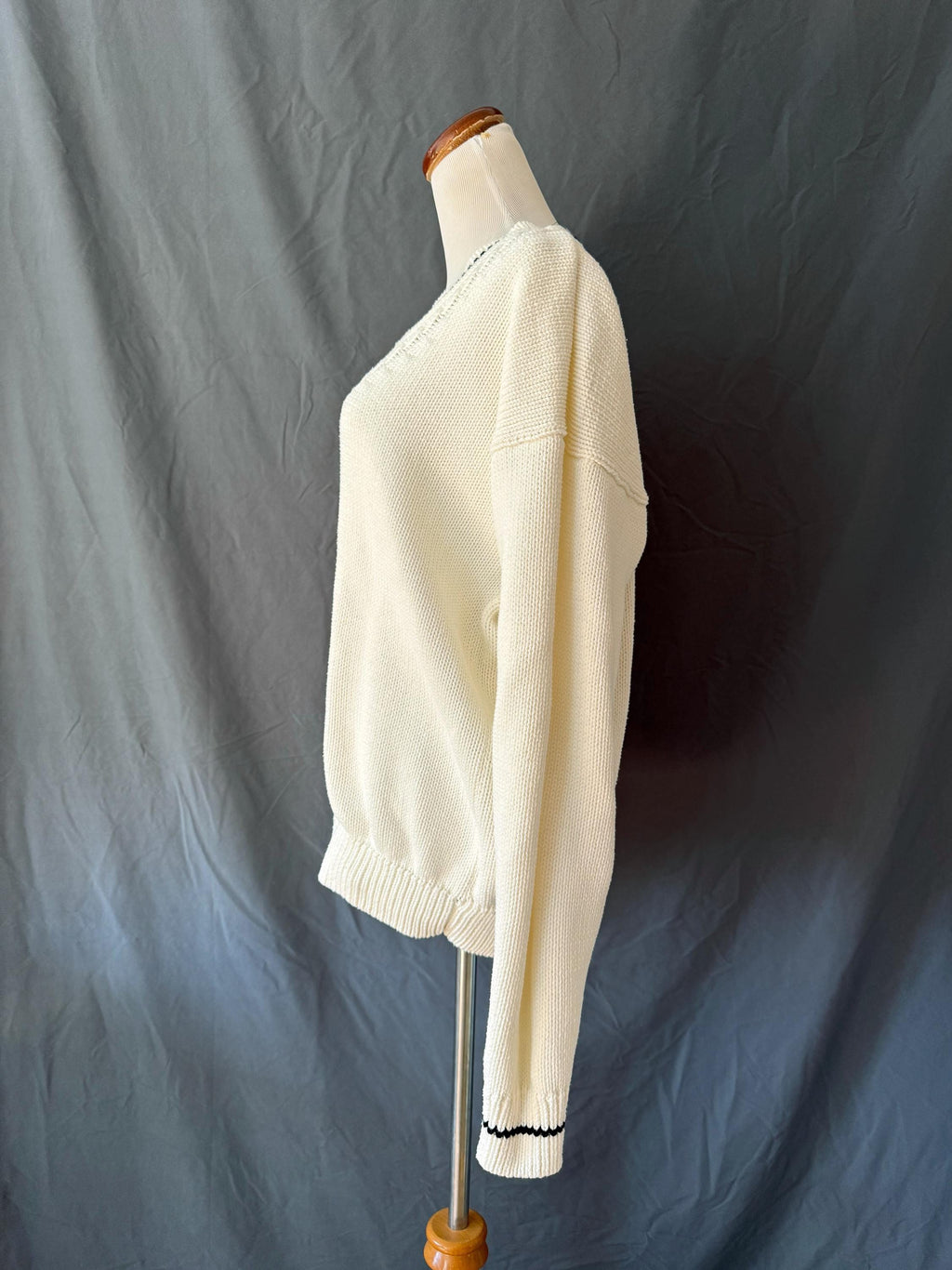 V-Neck Gap Cable Knit Cotton Sweater M