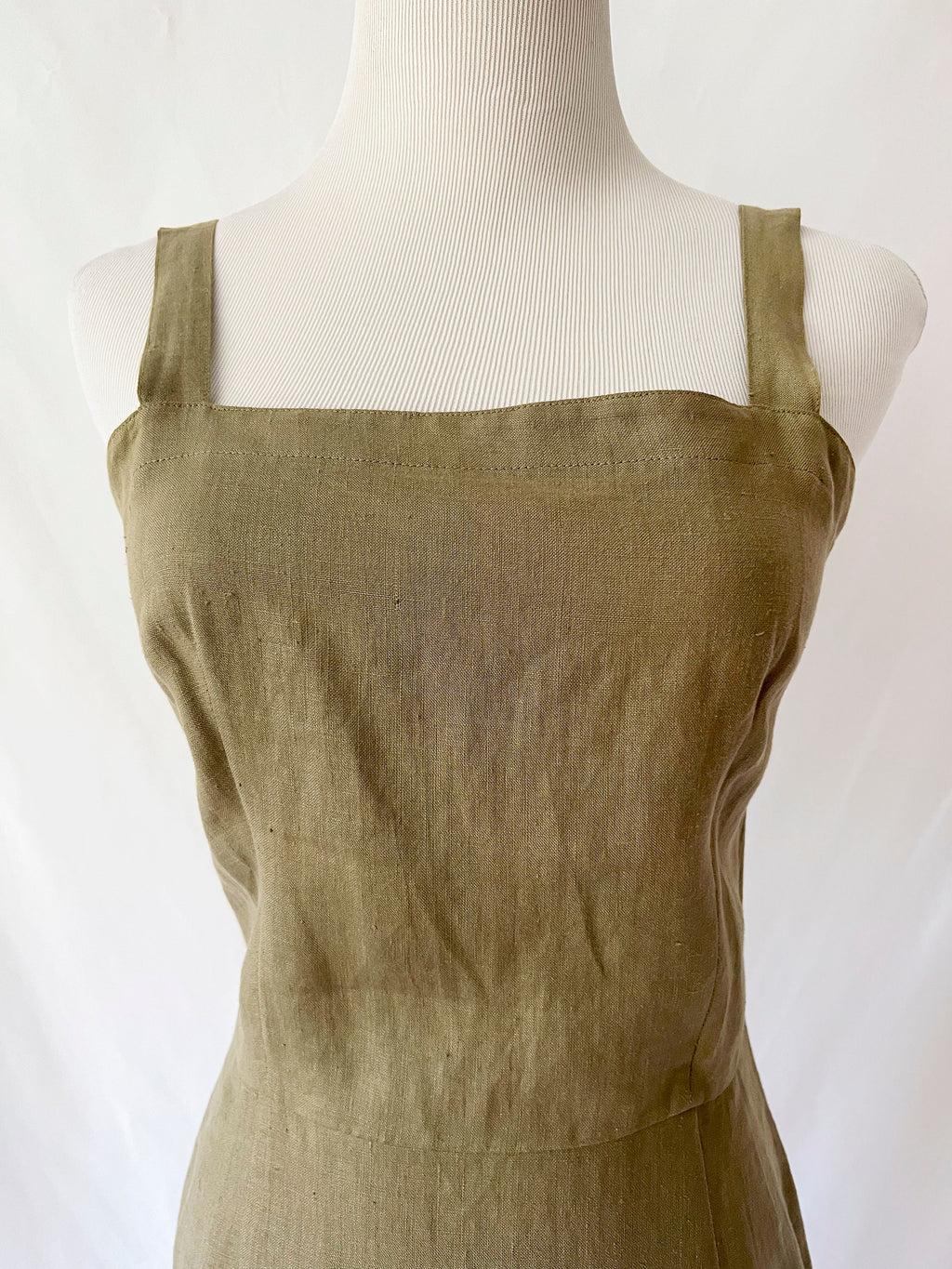 Maggy London by Jeannene Booher / Vintage 1980s fish net top and linen dress small