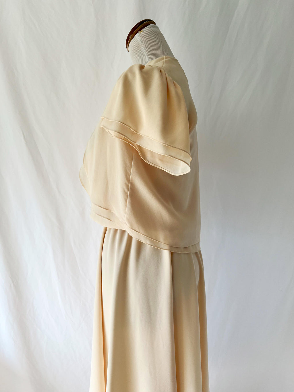 Vntg 1970s AJ Bari  for neiman marcus sequined party dress with shrug medium