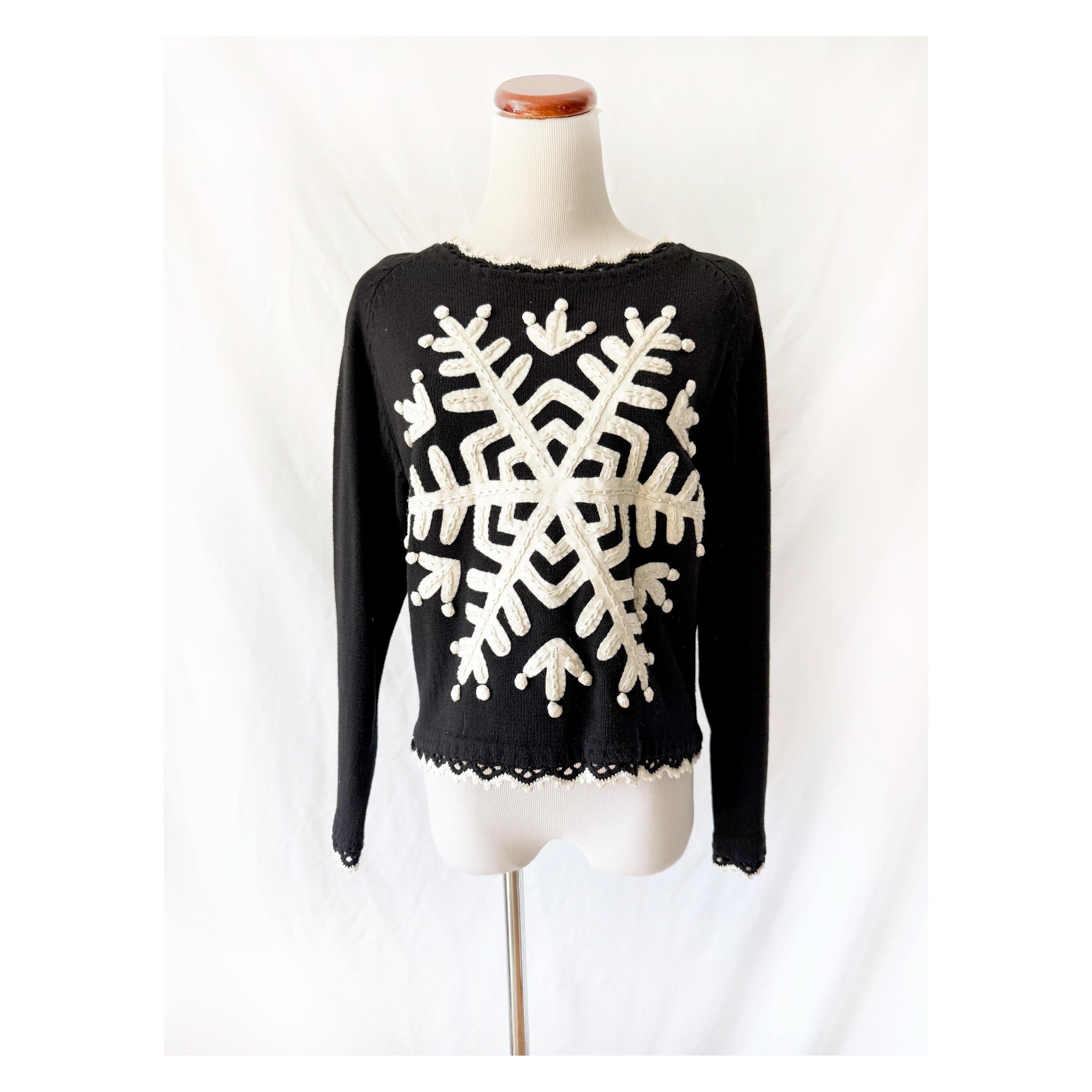 Vintage 1990s Snowflake Sweater 1995 BW Christmas Sweater Michael Simon New York Small
