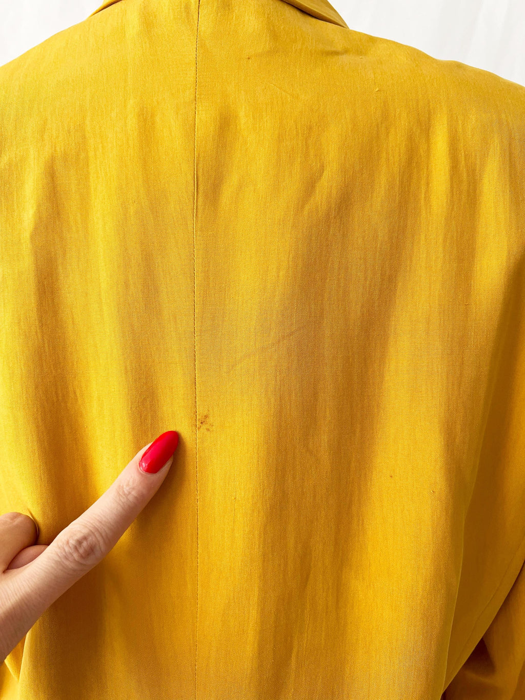 yellow  anne klein II silk blazer size 10