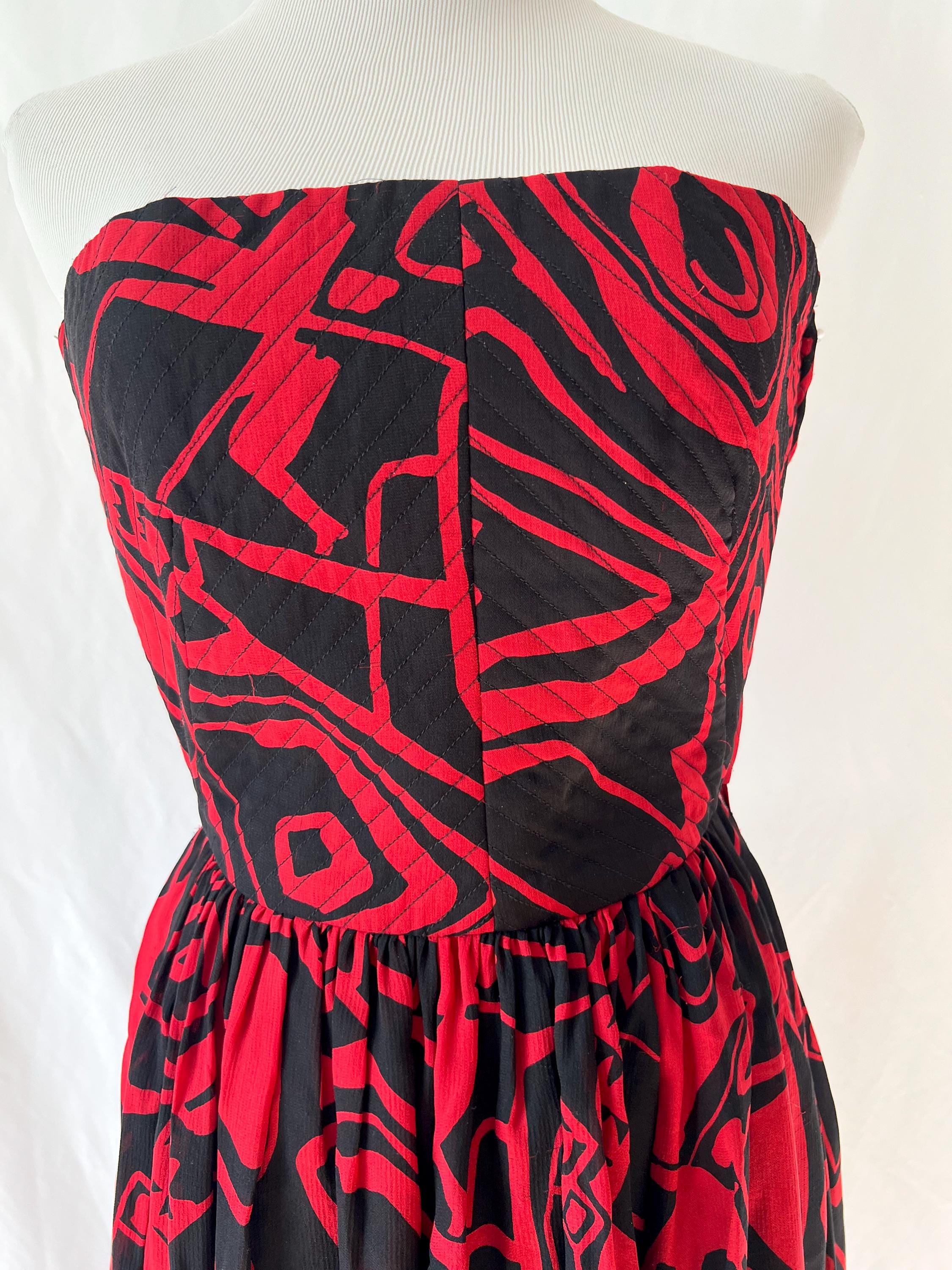 Vintage Albert Nipon Silk Strapless Dress: Red Black Abstract Print, Size 2-4