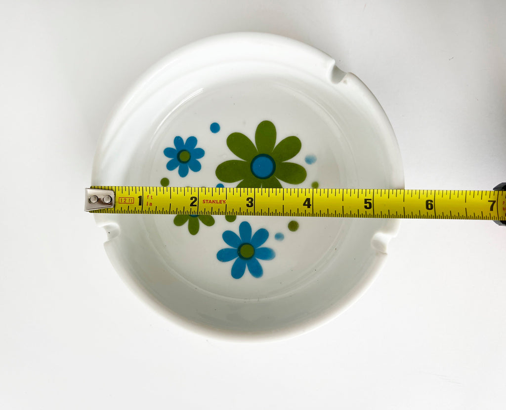 vintage 70s ashtray flower power