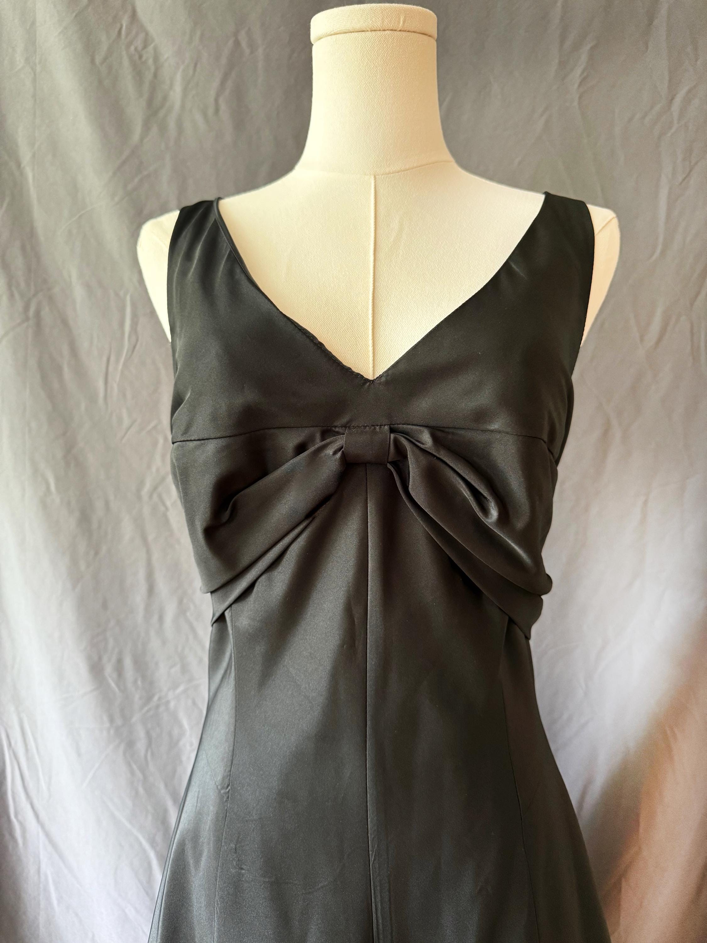 Princess Cut Vintage Black Dress  Big Bow at back Size 12
