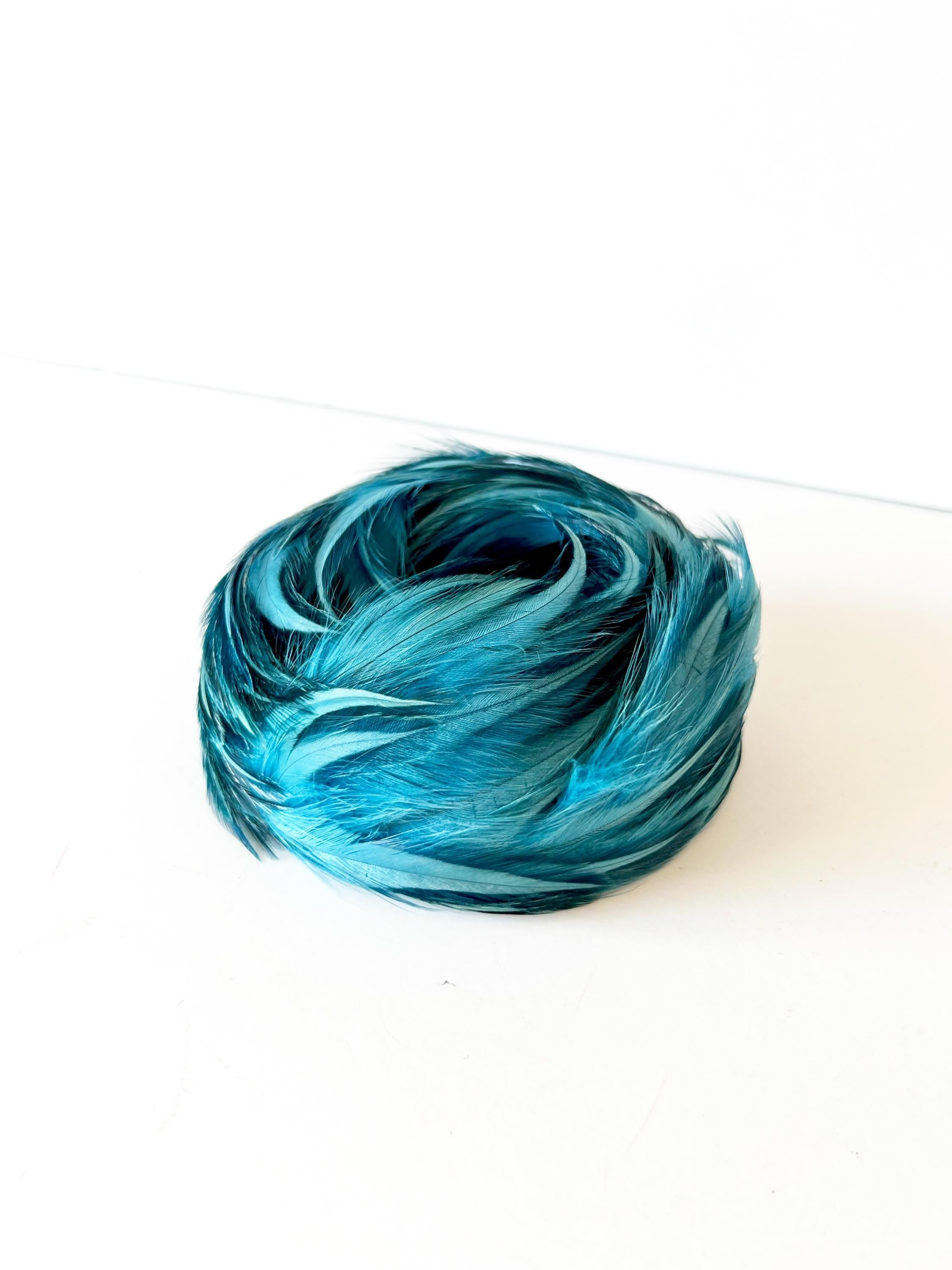 Vintage 1950s Feather Fascinator Hat / Genuine Feather /  Blue /  Hair Accessory