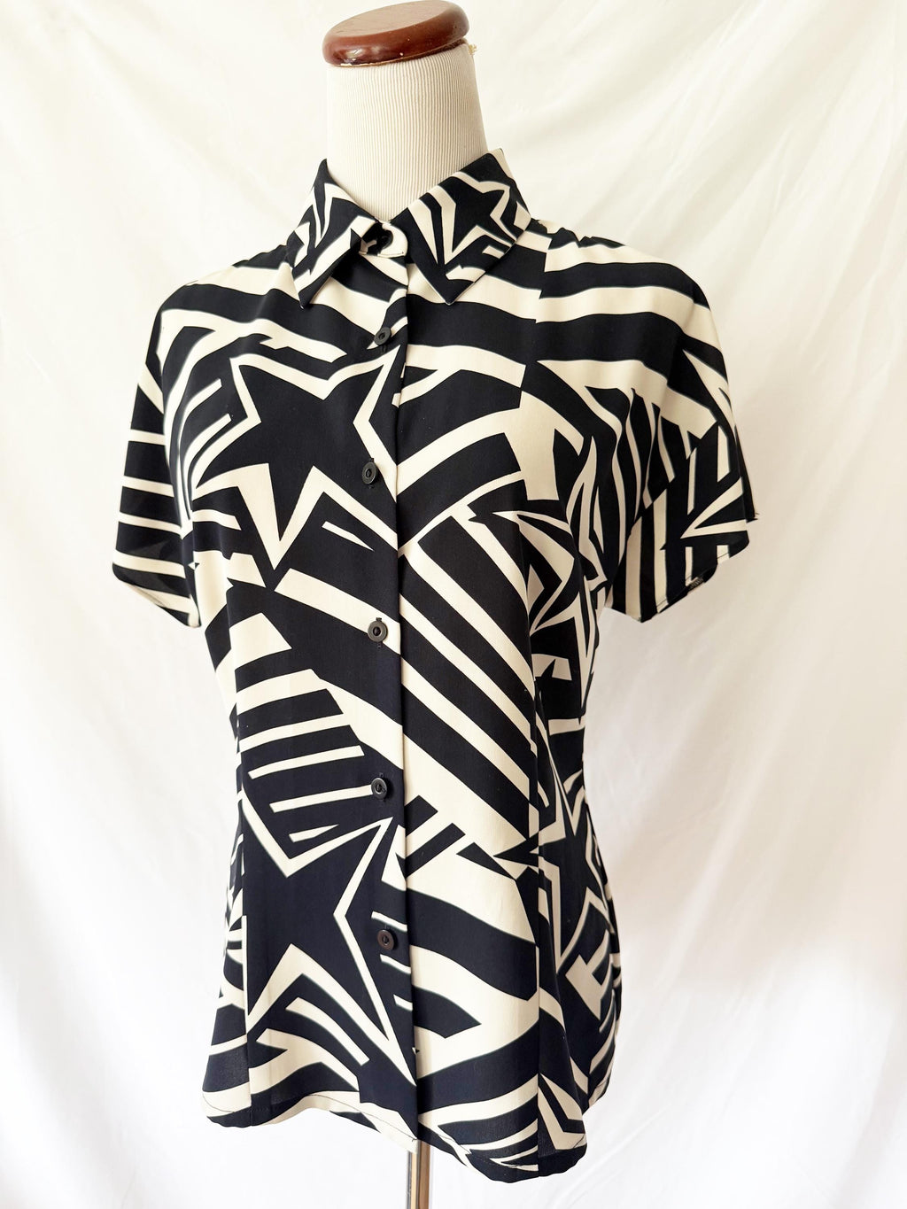 Rodier Navy Blue and  White Star Abstract Button Down Top Blouse sz 8