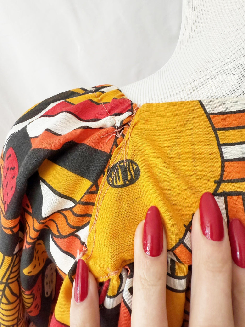 1960s Psychedelic Top Small