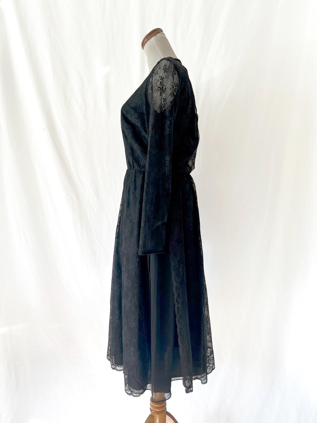 vintage 1980s black lace dress medium