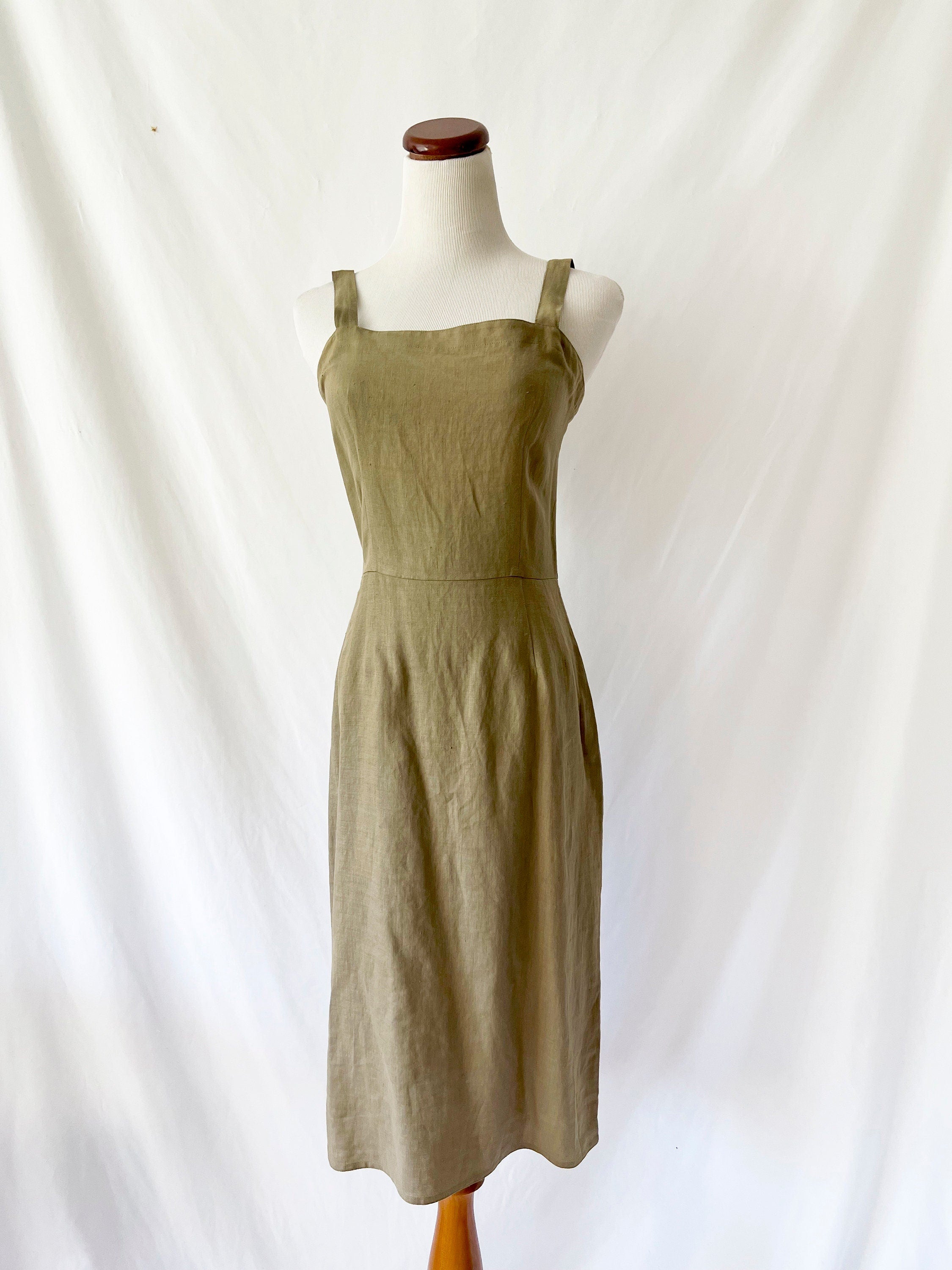 Maggy London by Jeannene Booher / Vintage 1980s fish net top and linen dress small