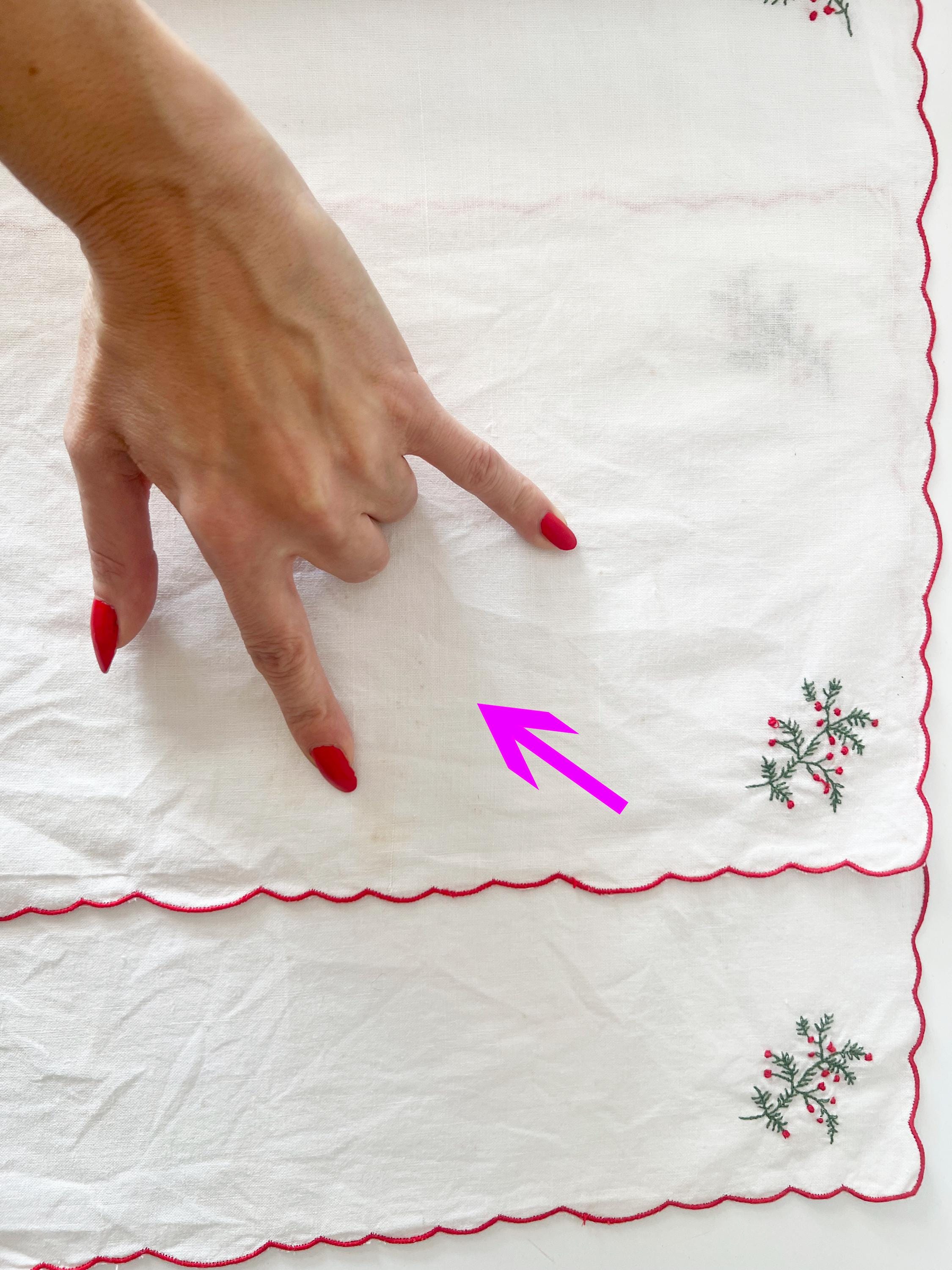 christmas wreath placemats and napkins