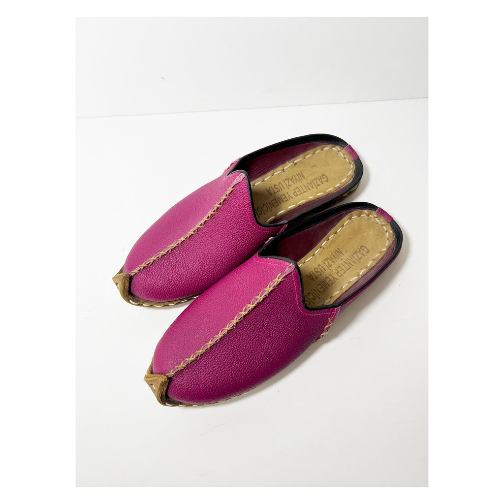 Pink Leather Yemeni Slippers: Handmade Pointy Toe Clogs, Size 7.5