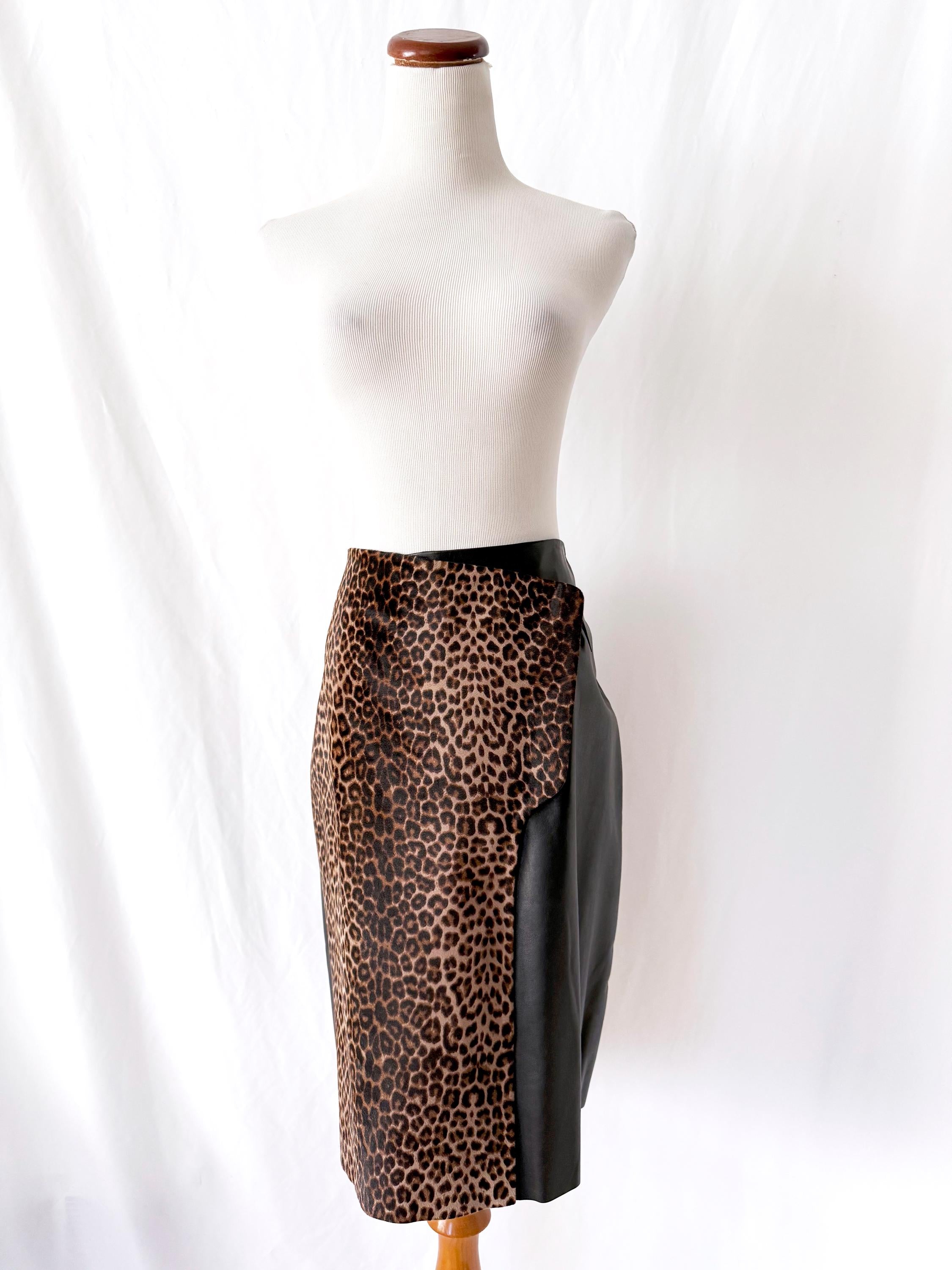 vintage leopard print leather skirt size 10 / 12
