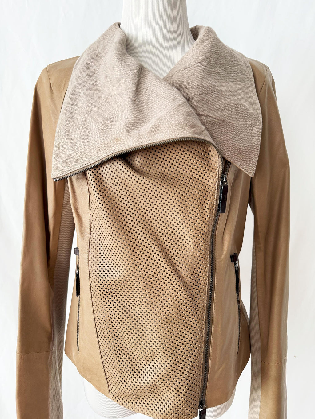 Leather Jacket with oversized Linen Collar Large