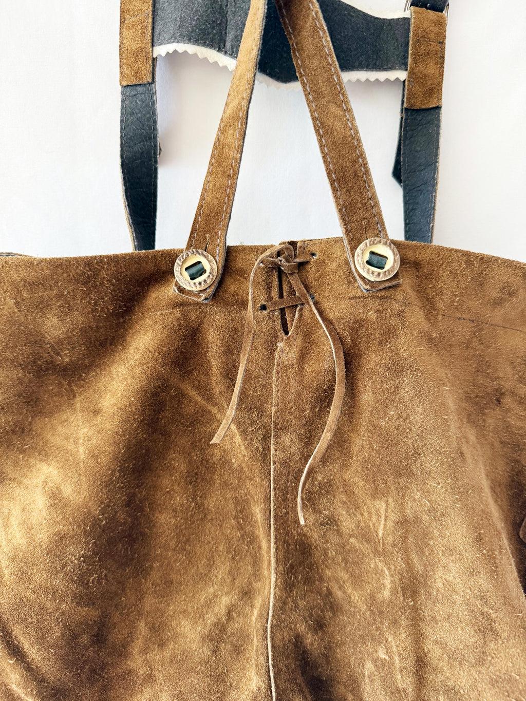 Brown suede leather LEDERHOSEN St. Peter’s Trachten Kids Oktoberfest