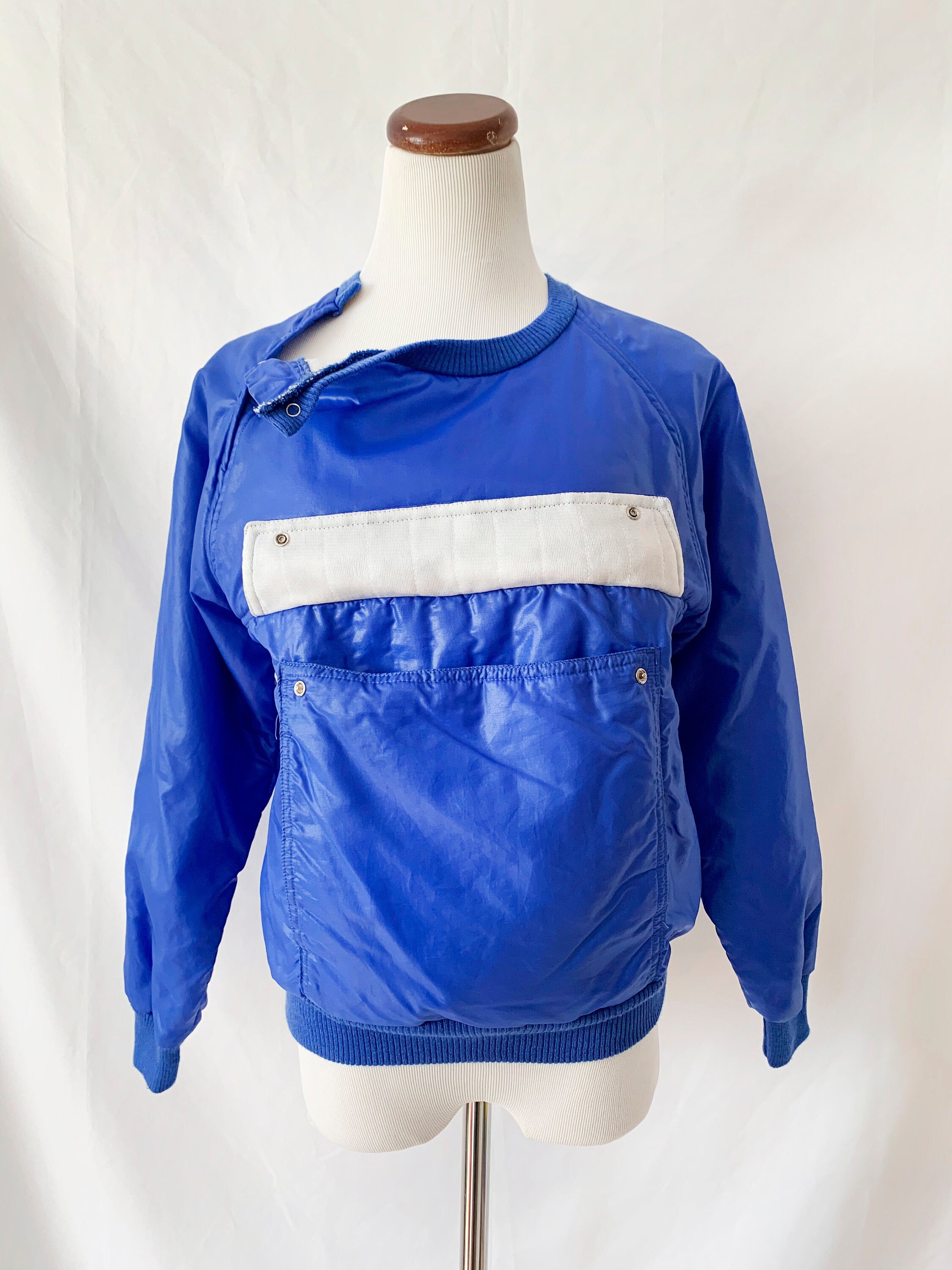 vintage 1980s shiny blue  sweatshirt / lapis blue / big pocket / small