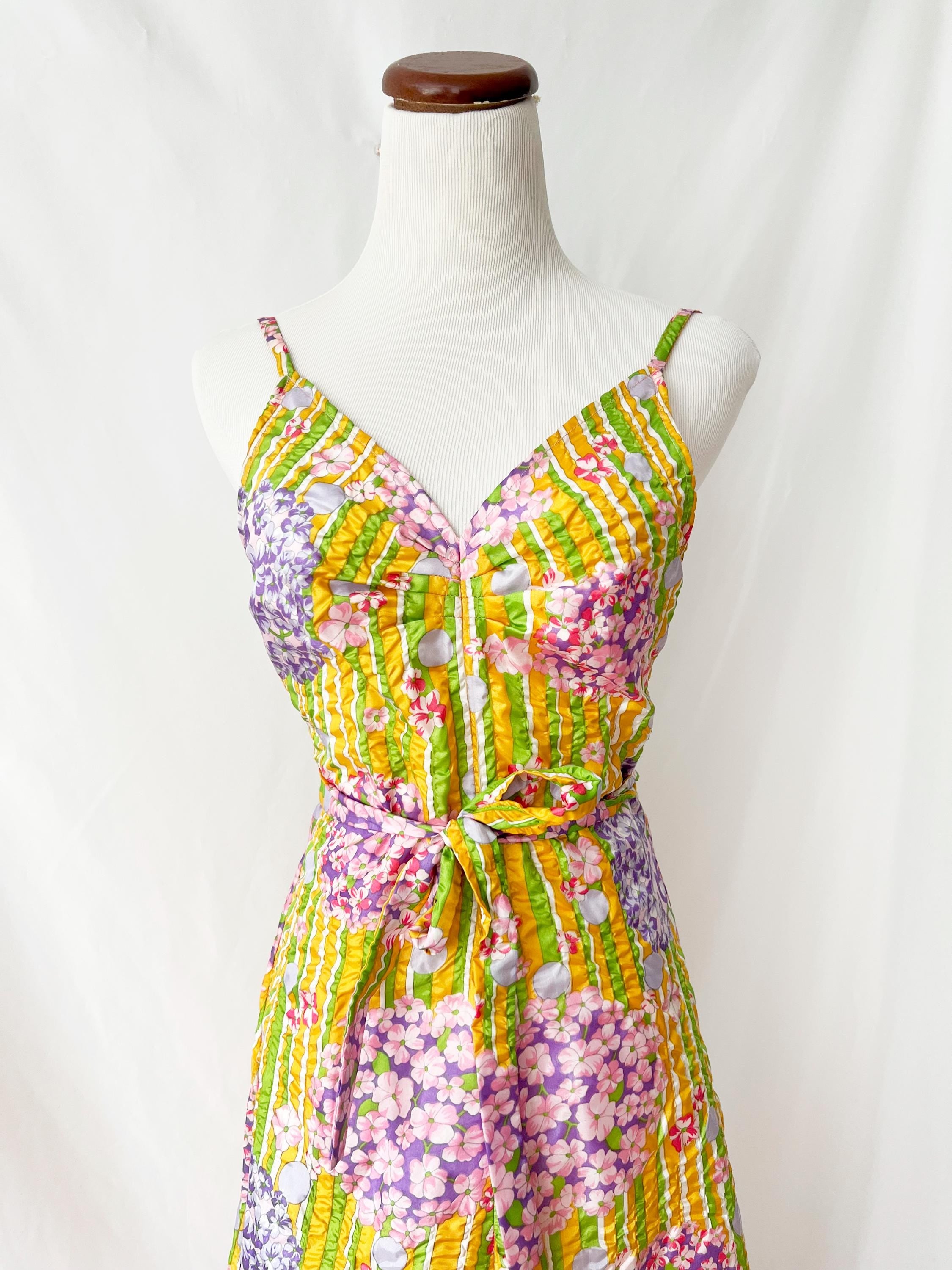 vintage 1970s floral maxi dress /  wrap dress / open back / small