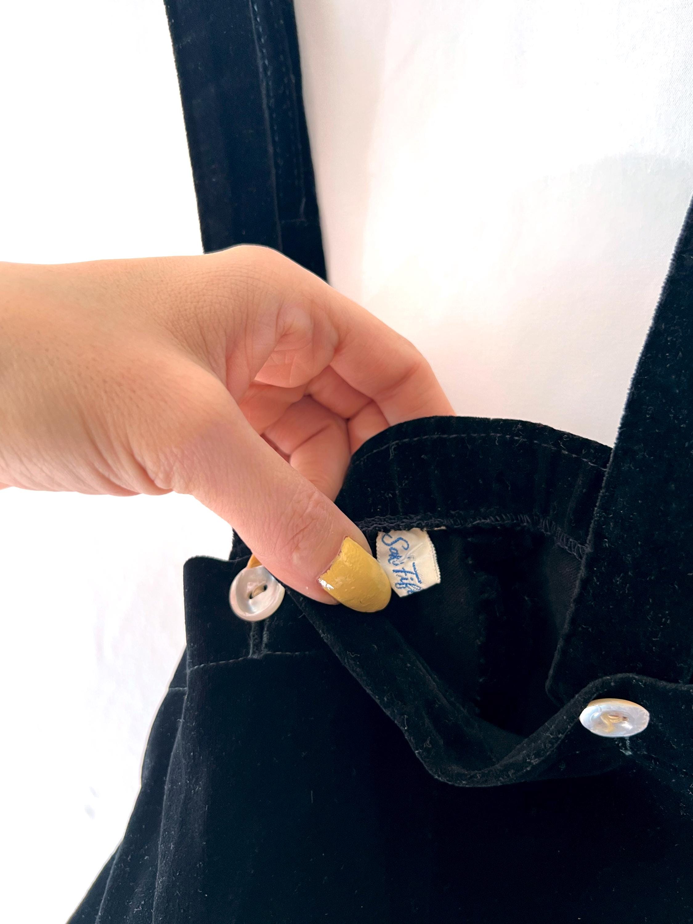 4t  60s black velvet suspender shorts