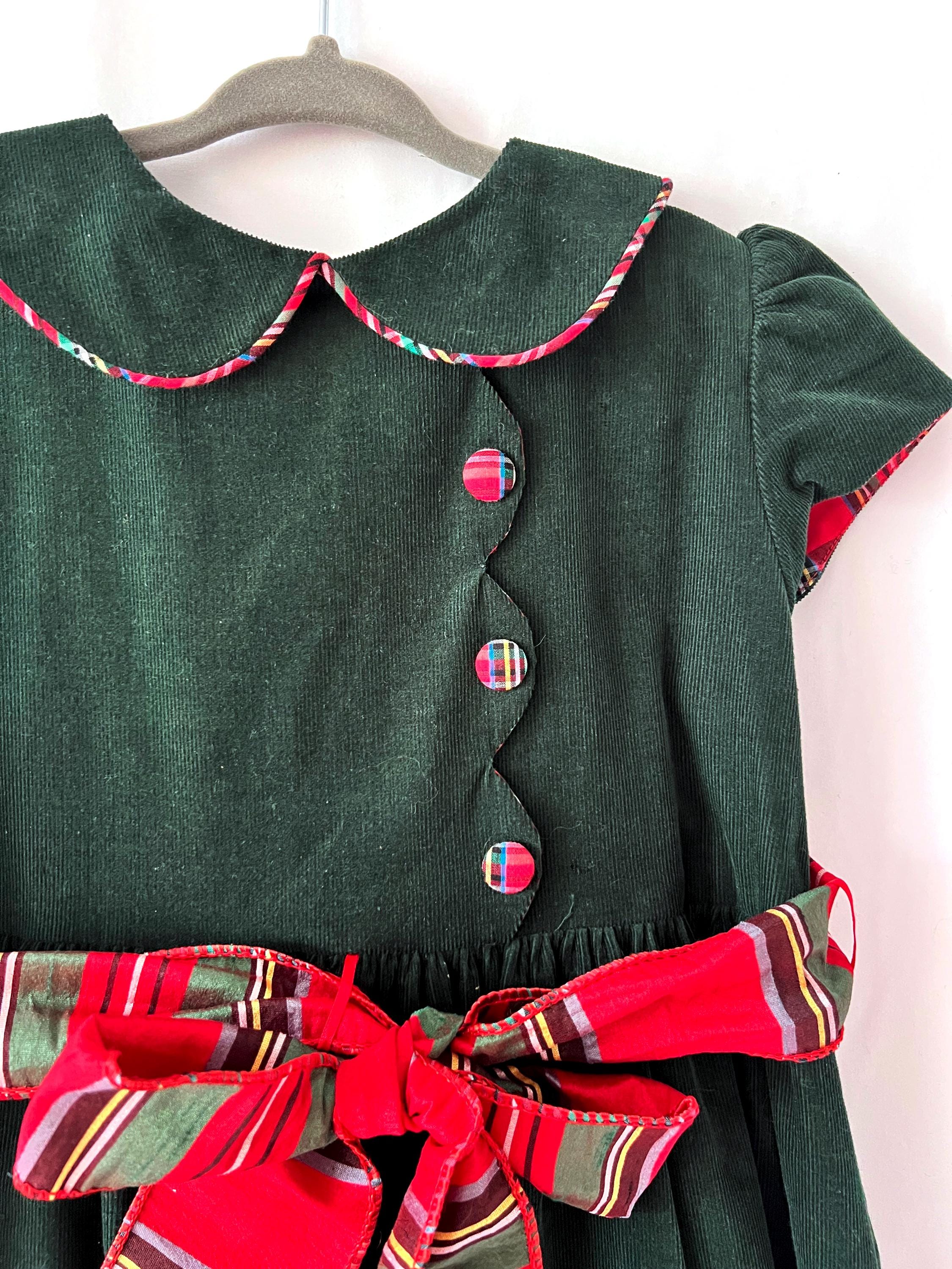 girls size 7 vintage dark green and tartan plaid dress / christmas dress