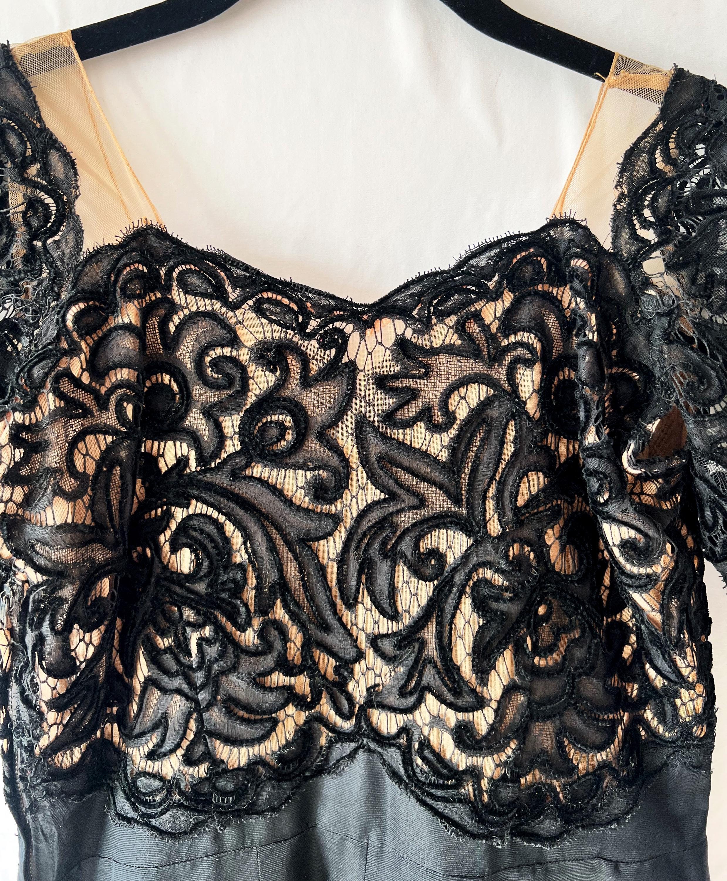 Vintage  1960s lace dress / gown worn to the JFK White House / xsmall