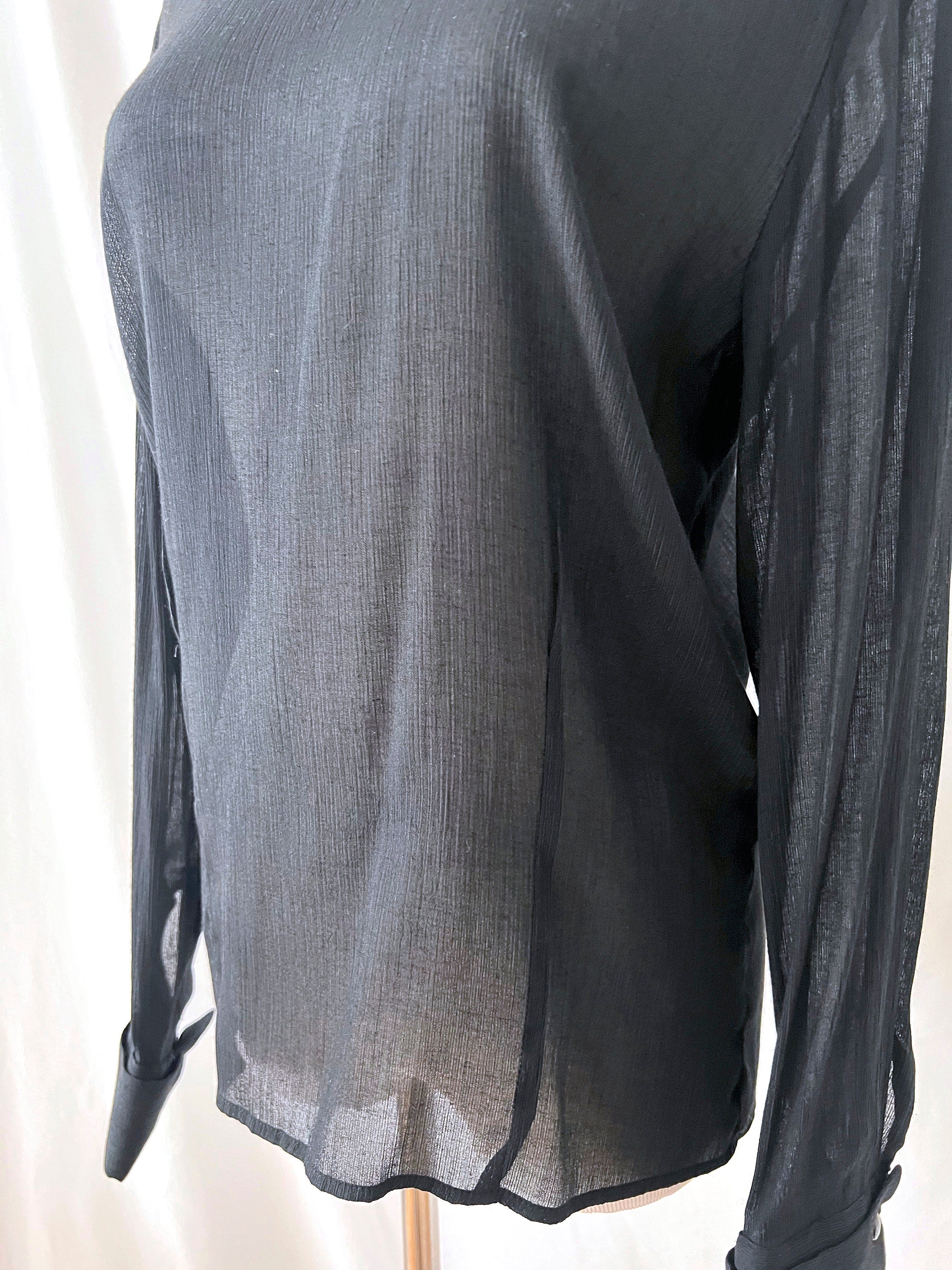 jones new york / vintage sheer black blouse /   size 6