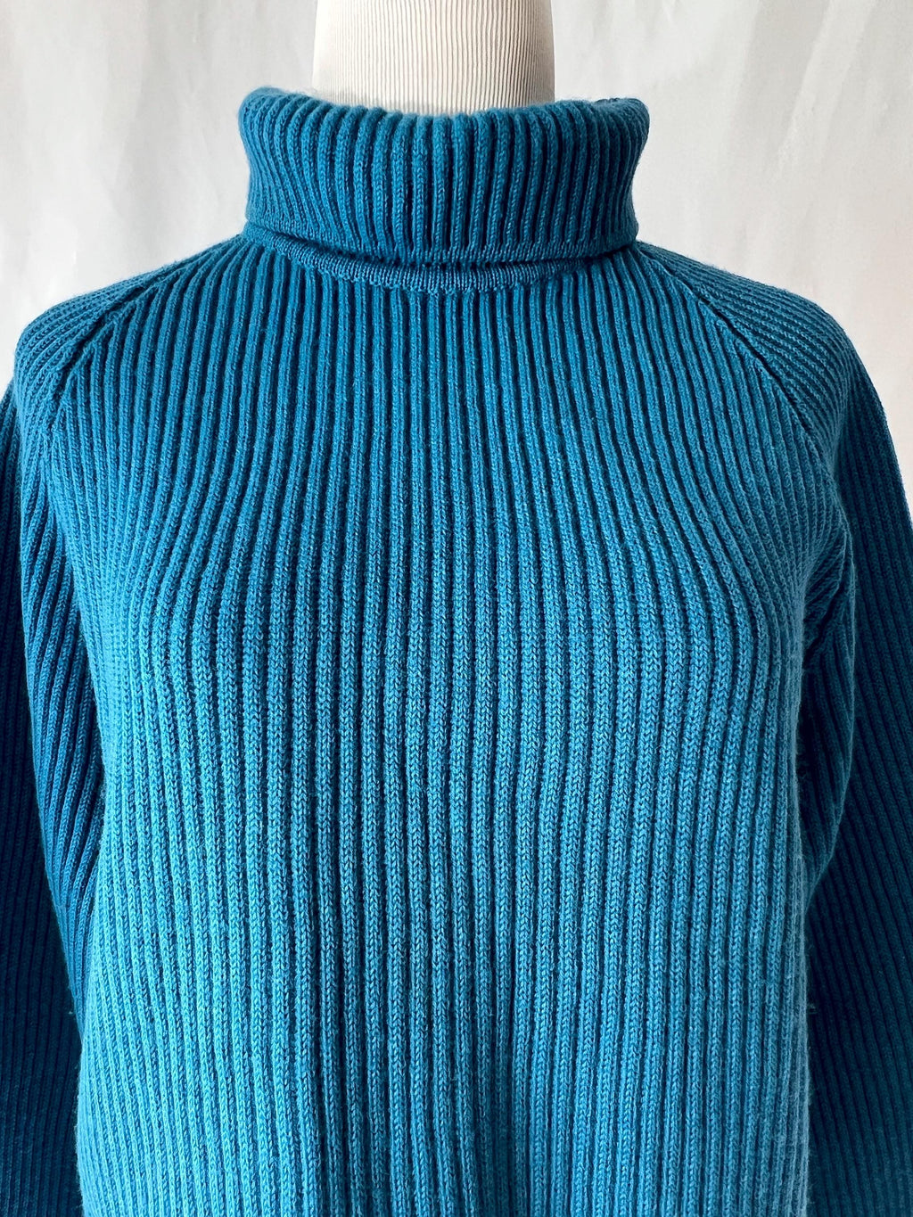 jaeger vintage 1960s scottish wool sweater medium / large