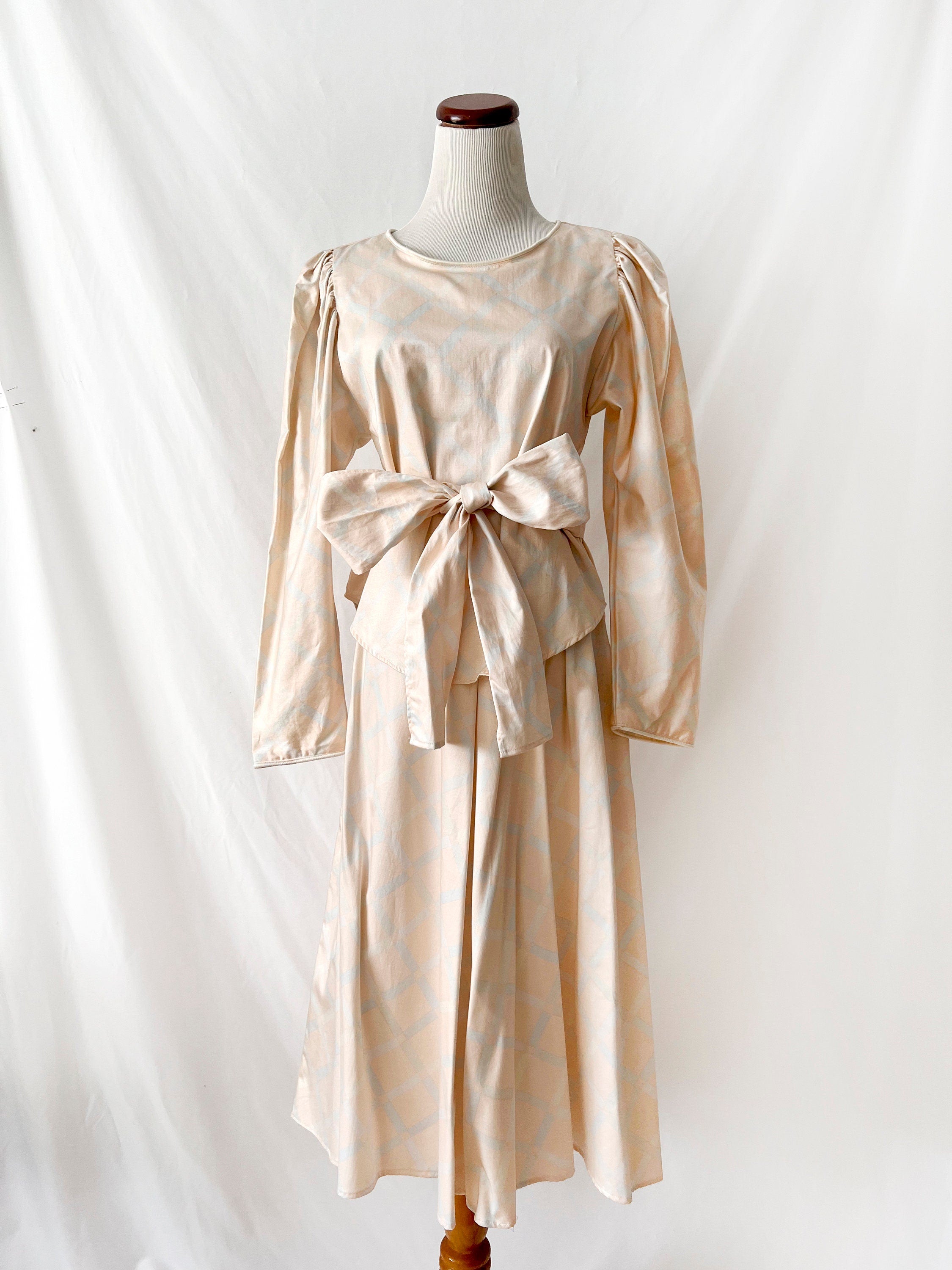 Big Bow Matching Cotton Pastel Blouse and Skirt Signature Size 6