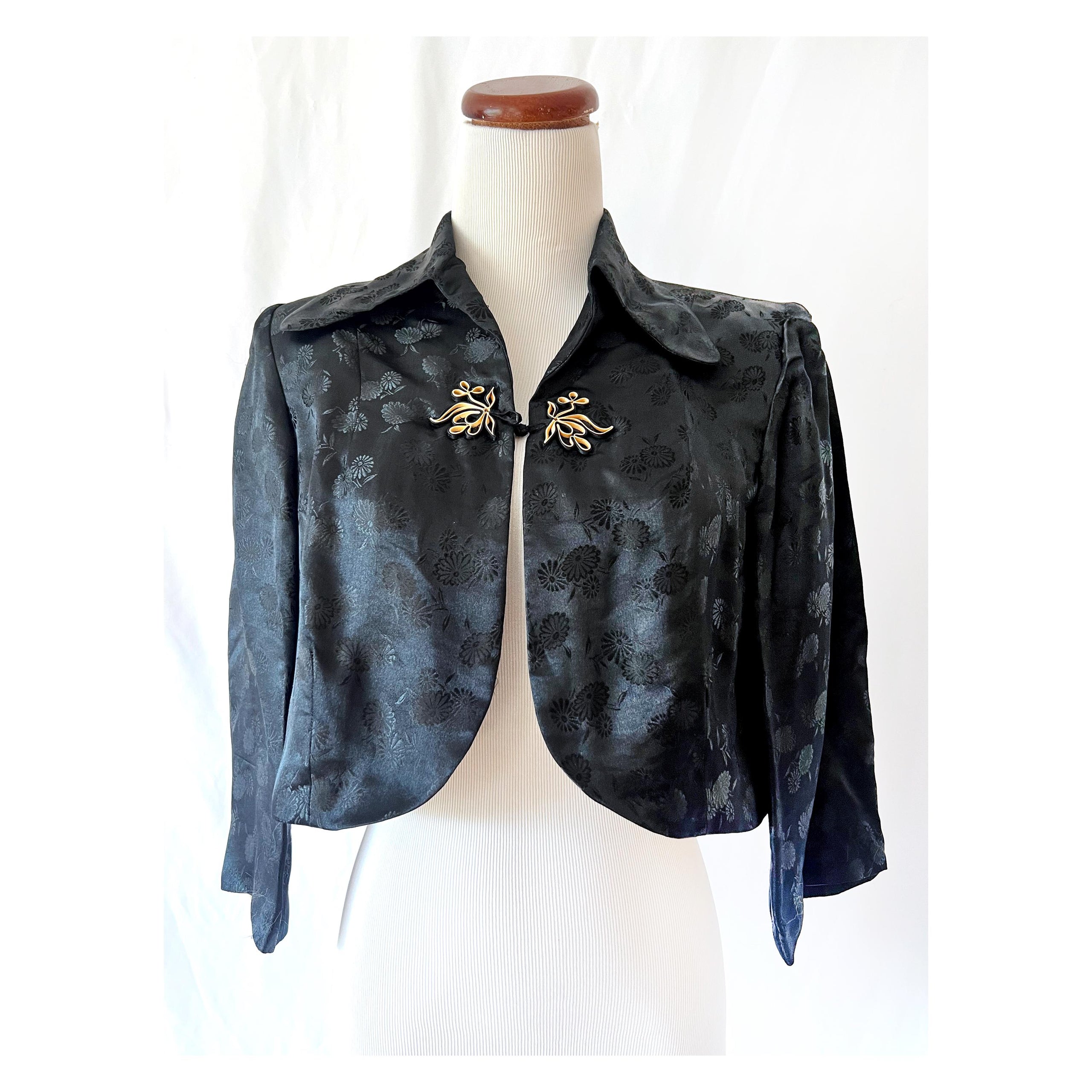 vintage 1940s black silk jacket cropped made in hong kong small