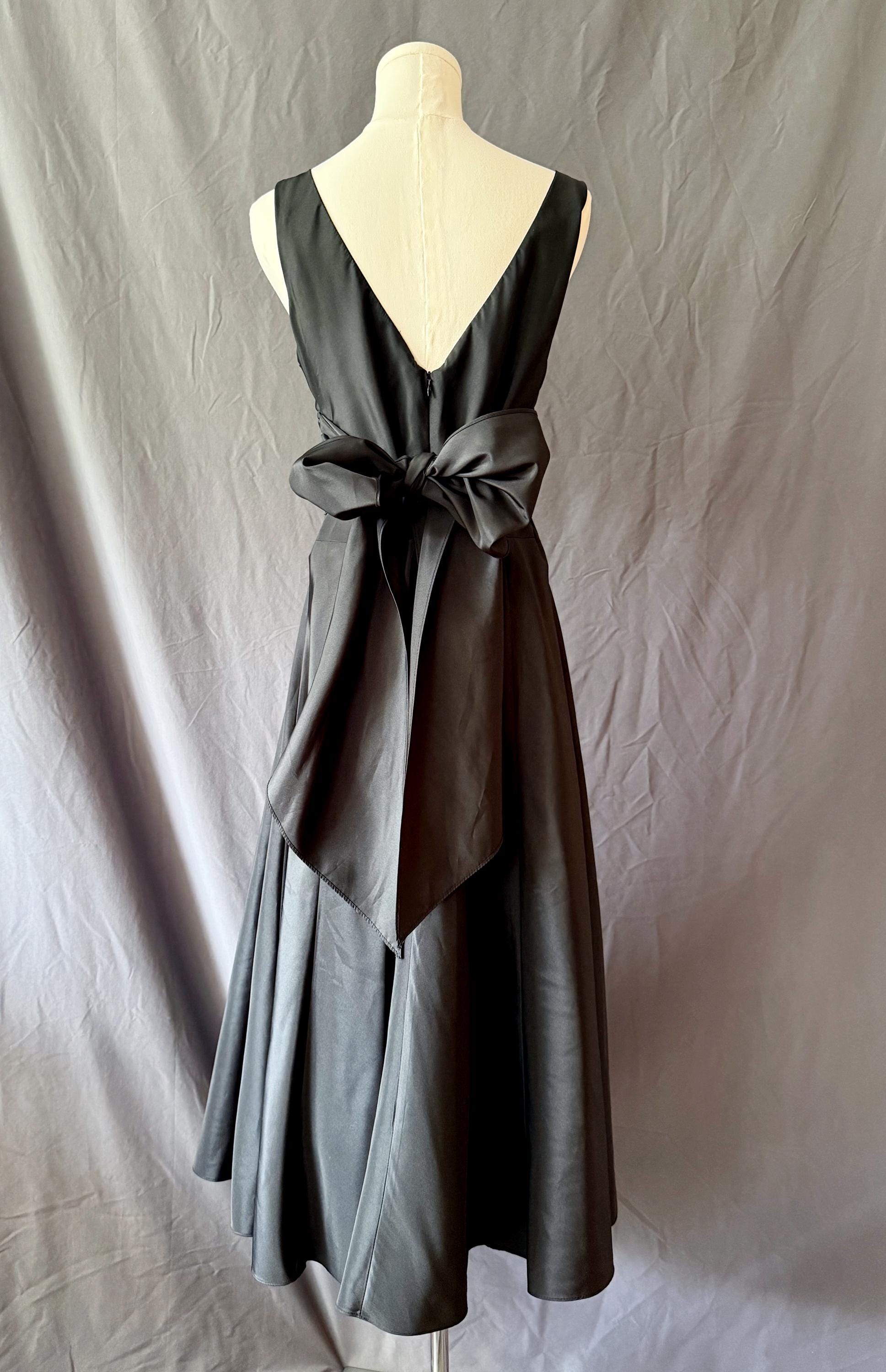 Princess Cut Vintage Black Dress  Big Bow at back Size 12