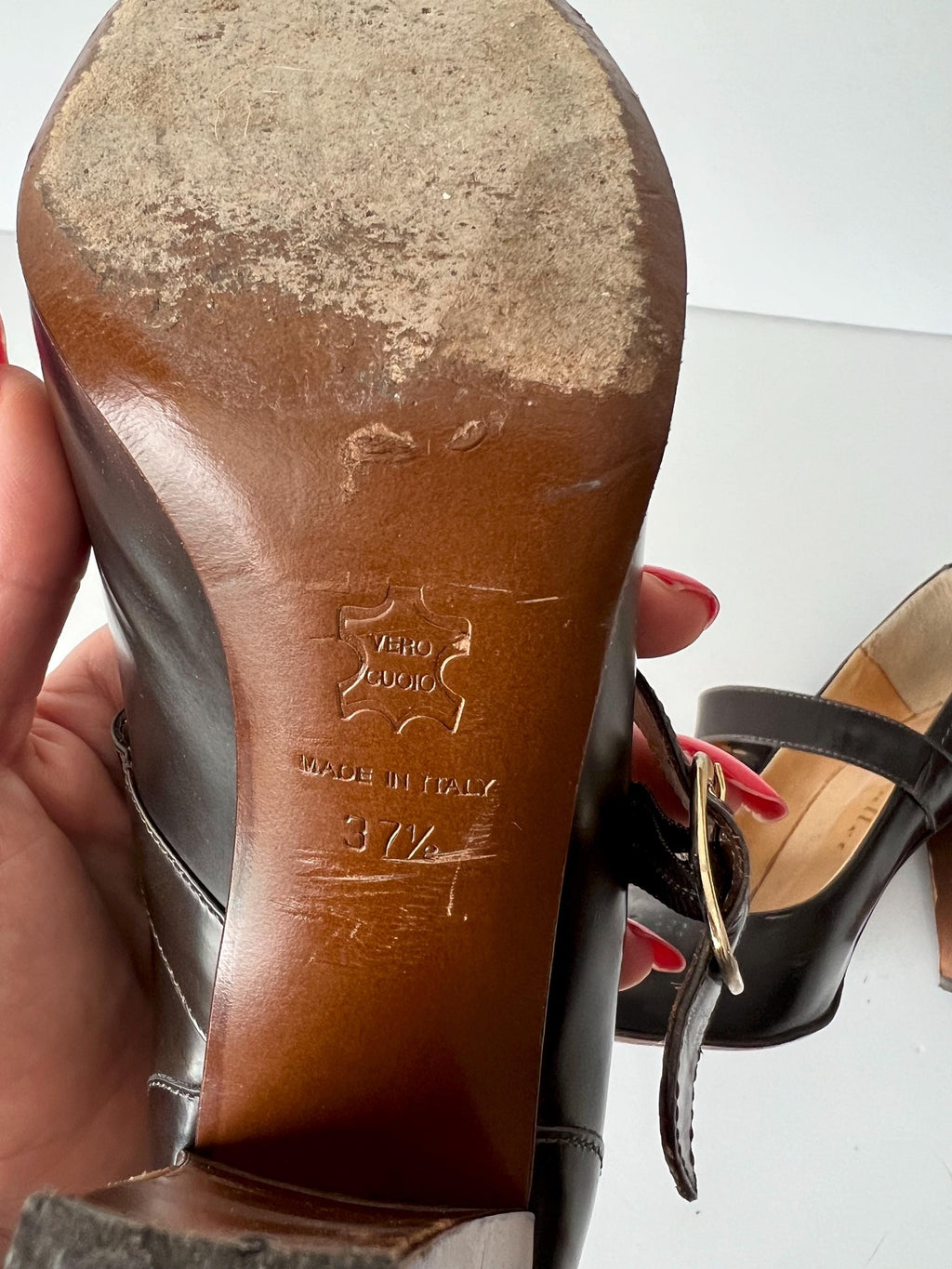 Bettye Muller Women's Round Toe Mary Jane Block Heels Shoe Black Size 6.5